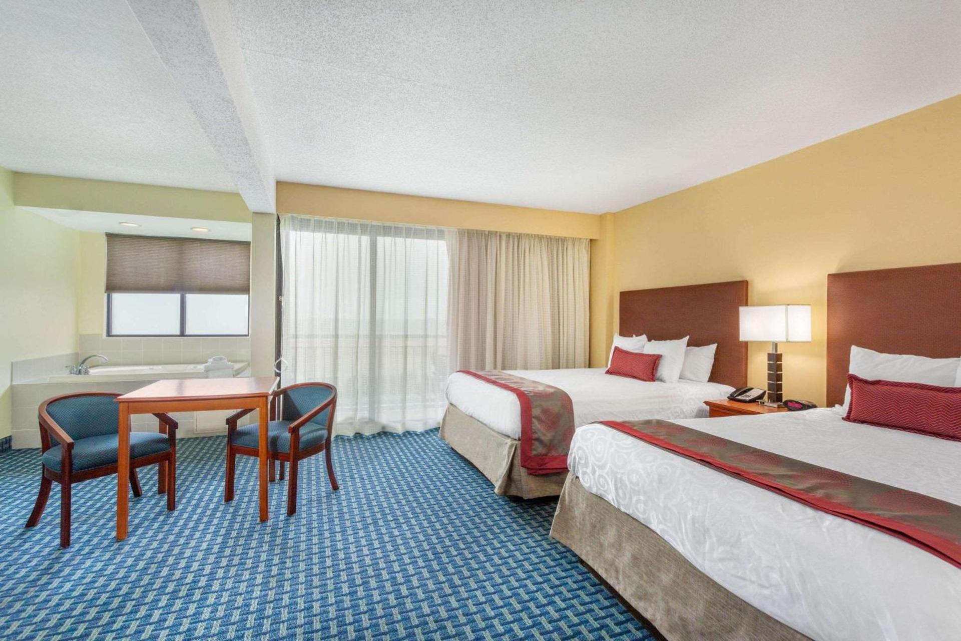 Ramada Plaza by Wyndham Virginia Beach Oceanfront photo 48