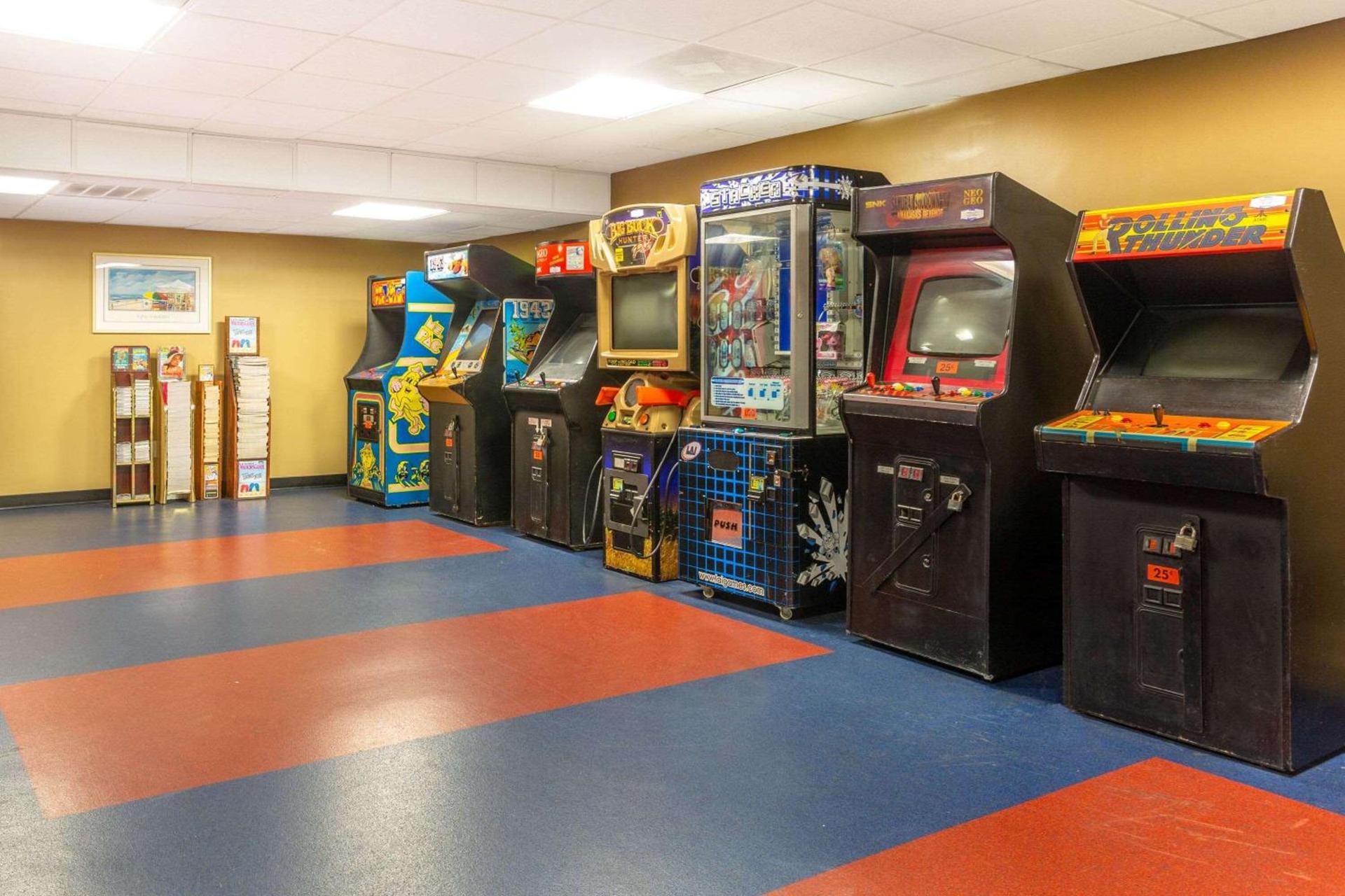 Ramada Plaza by Wyndham Virginia Beach Oceanfront photo 26