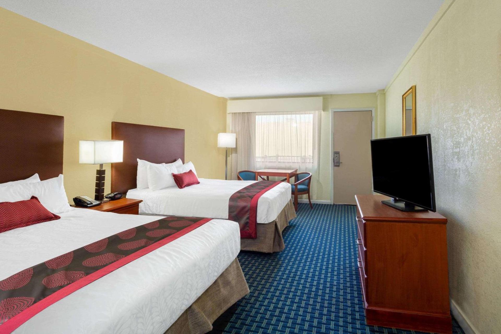 Ramada by Wyndham Virginia Beach photo 22