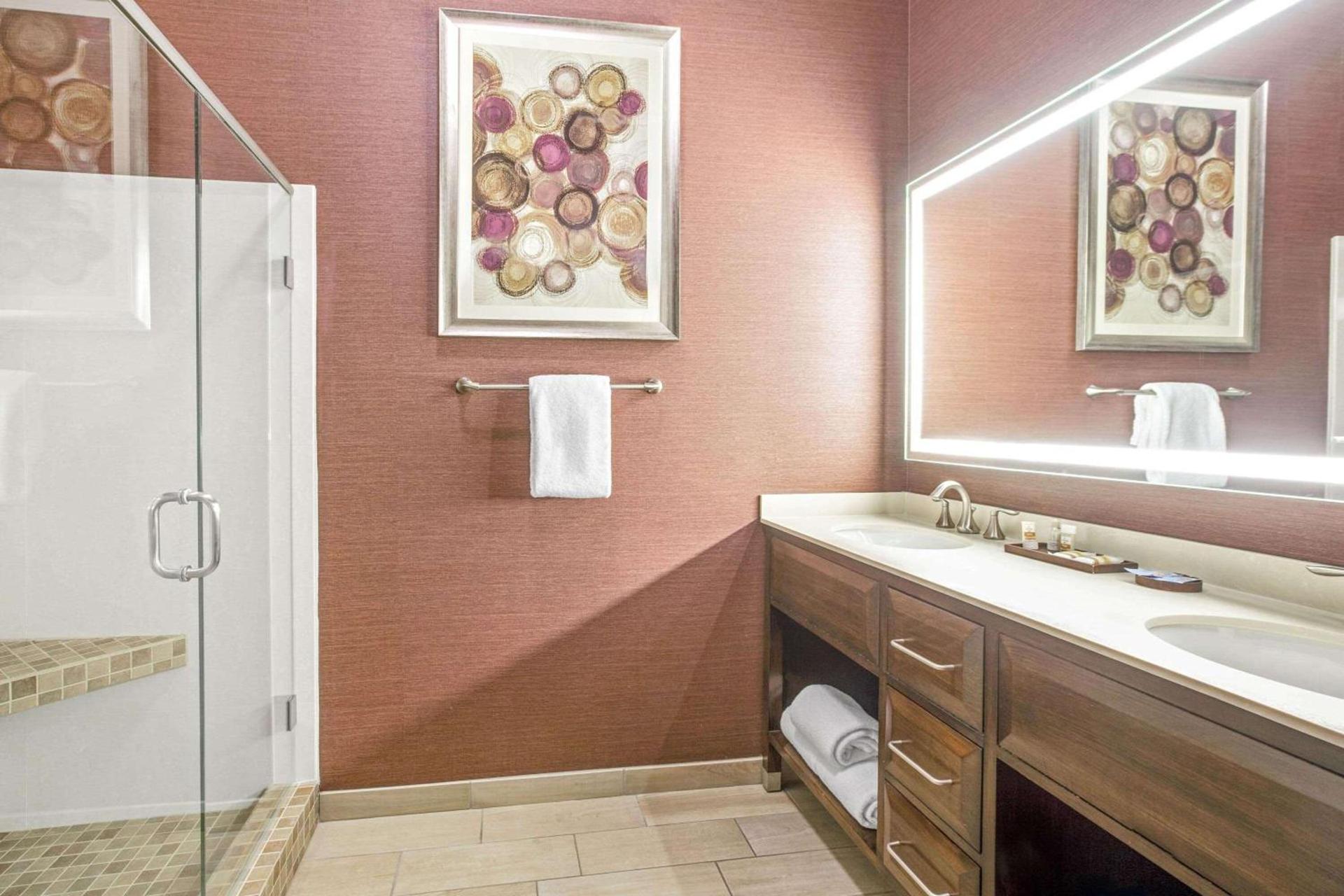 La Quinta by Wyndham Paso Robles photo 42