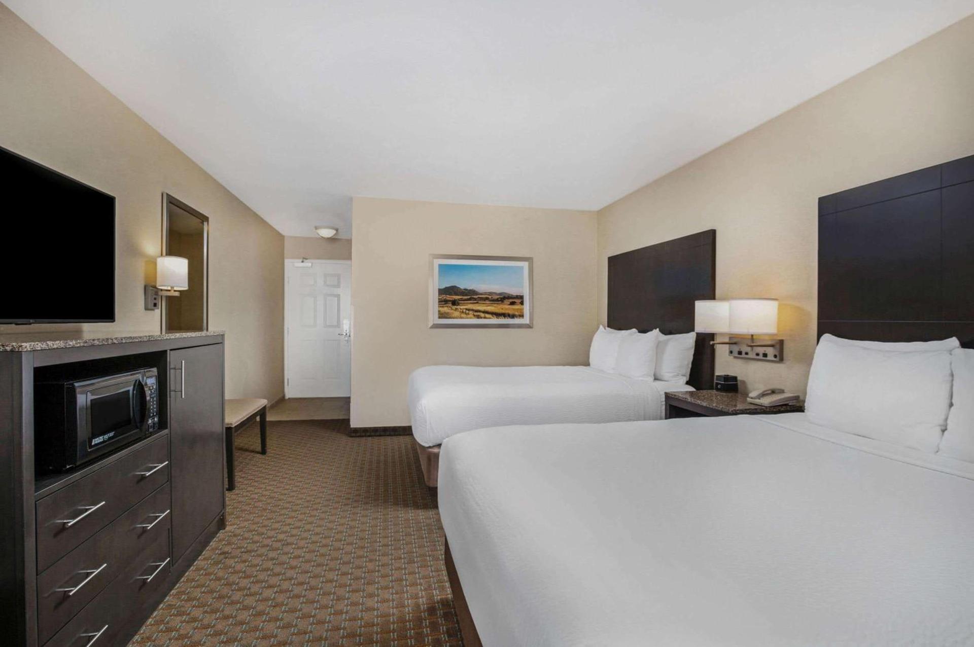 La Quinta by Wyndham Paso Robles photo 49