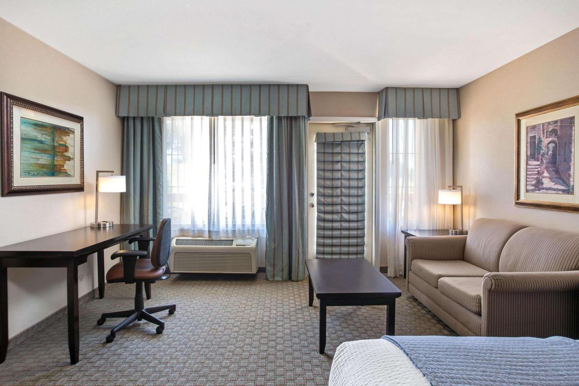 La Quinta by Wyndham Paso Robles photo 15