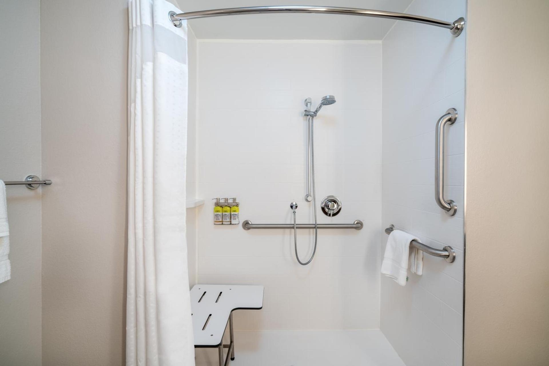 Holiday Inn Express & Suites Atlanta Airport NE - Hapeville by IHG photo 9