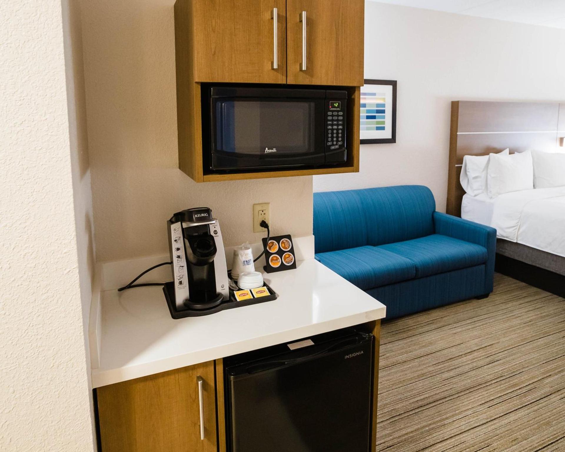 Holiday Inn Express & Suites Knoxville-Farragut by IHG photo 37
