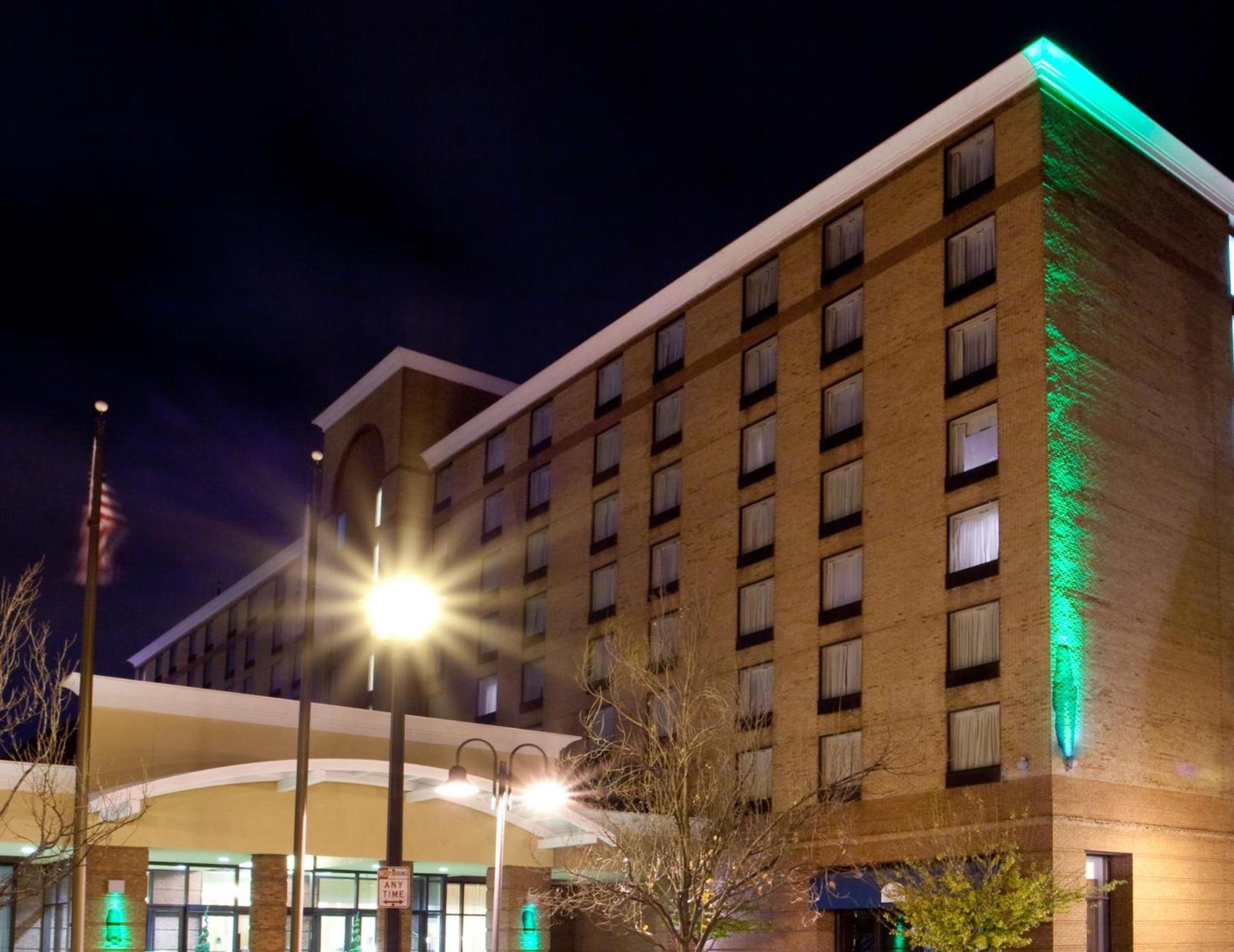 Lynchburg Grand Estate by IHG photo 2