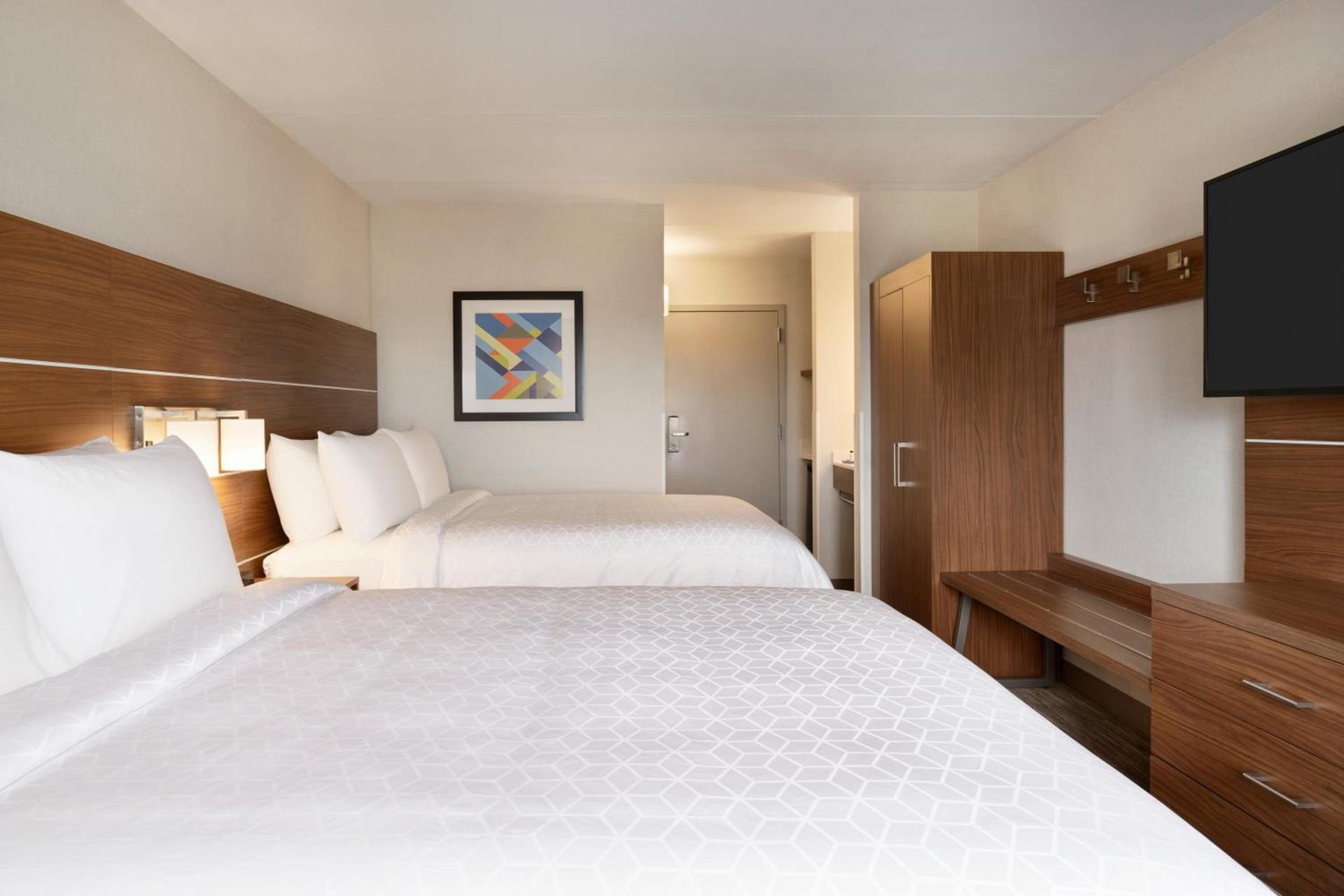 Holiday Inn Express Plattsburgh by IHG photo 17