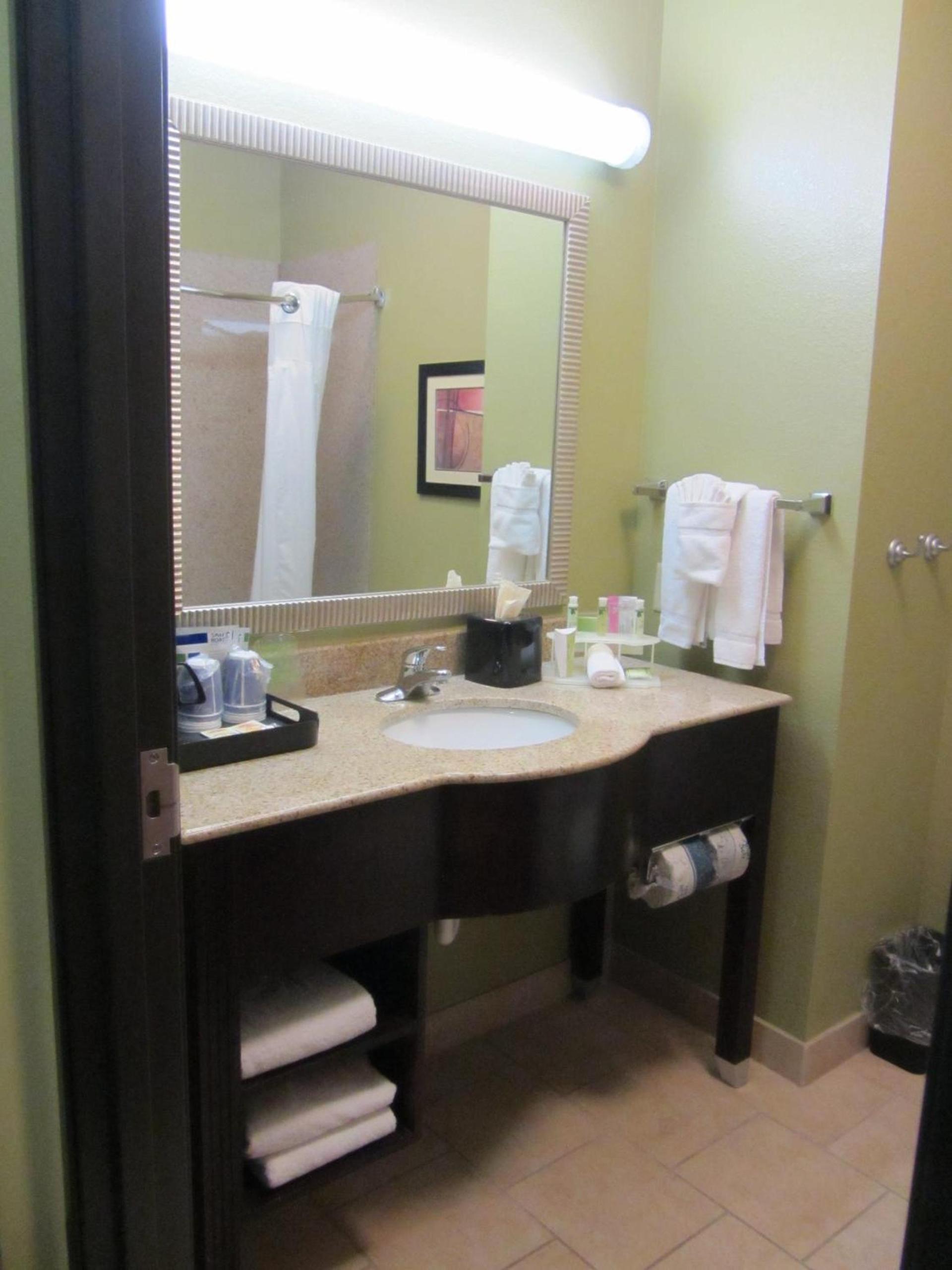 Holiday Inn Express Sweetwater by IHG photo 5