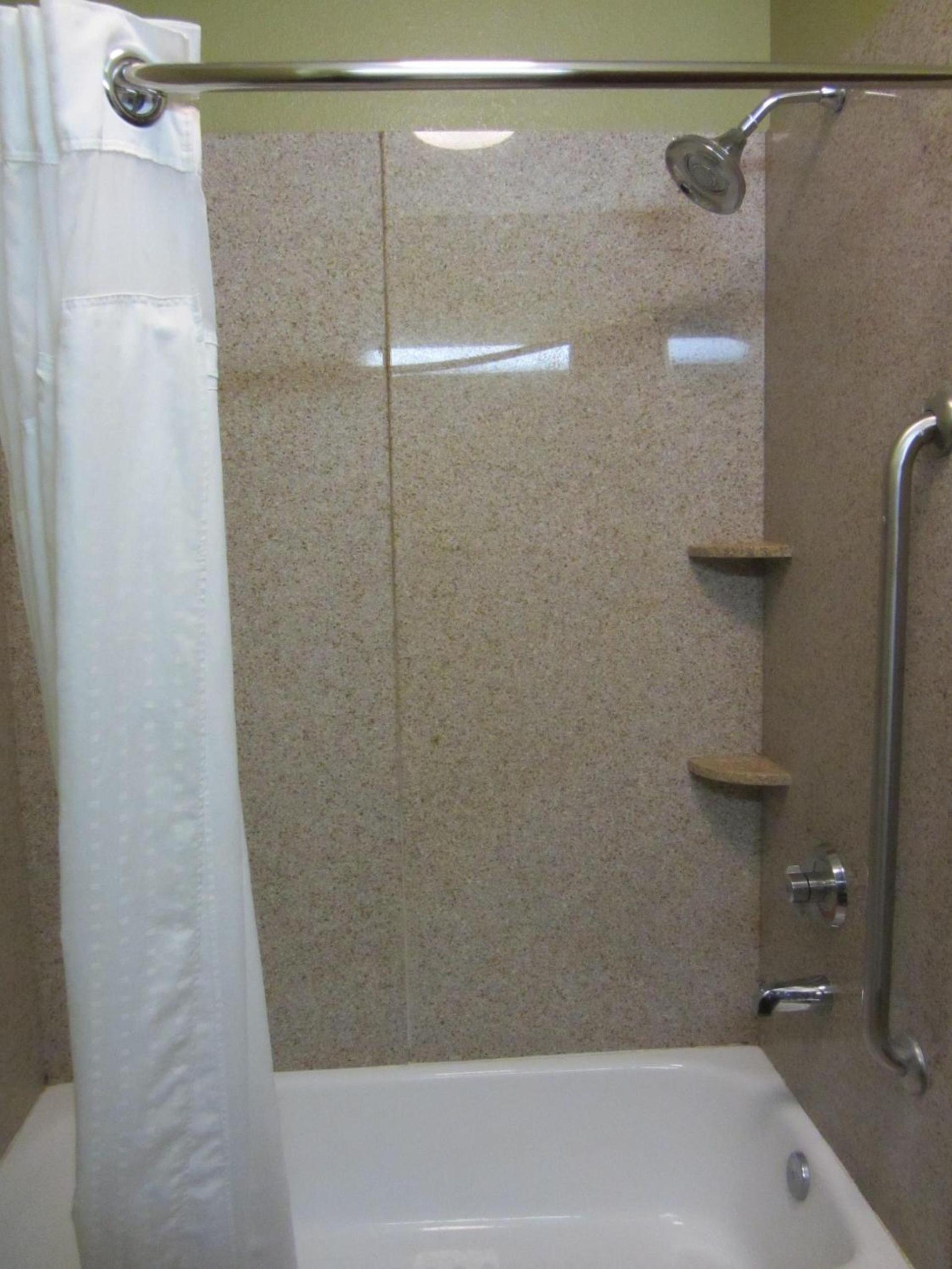 Holiday Inn Express Sweetwater by IHG photo 4