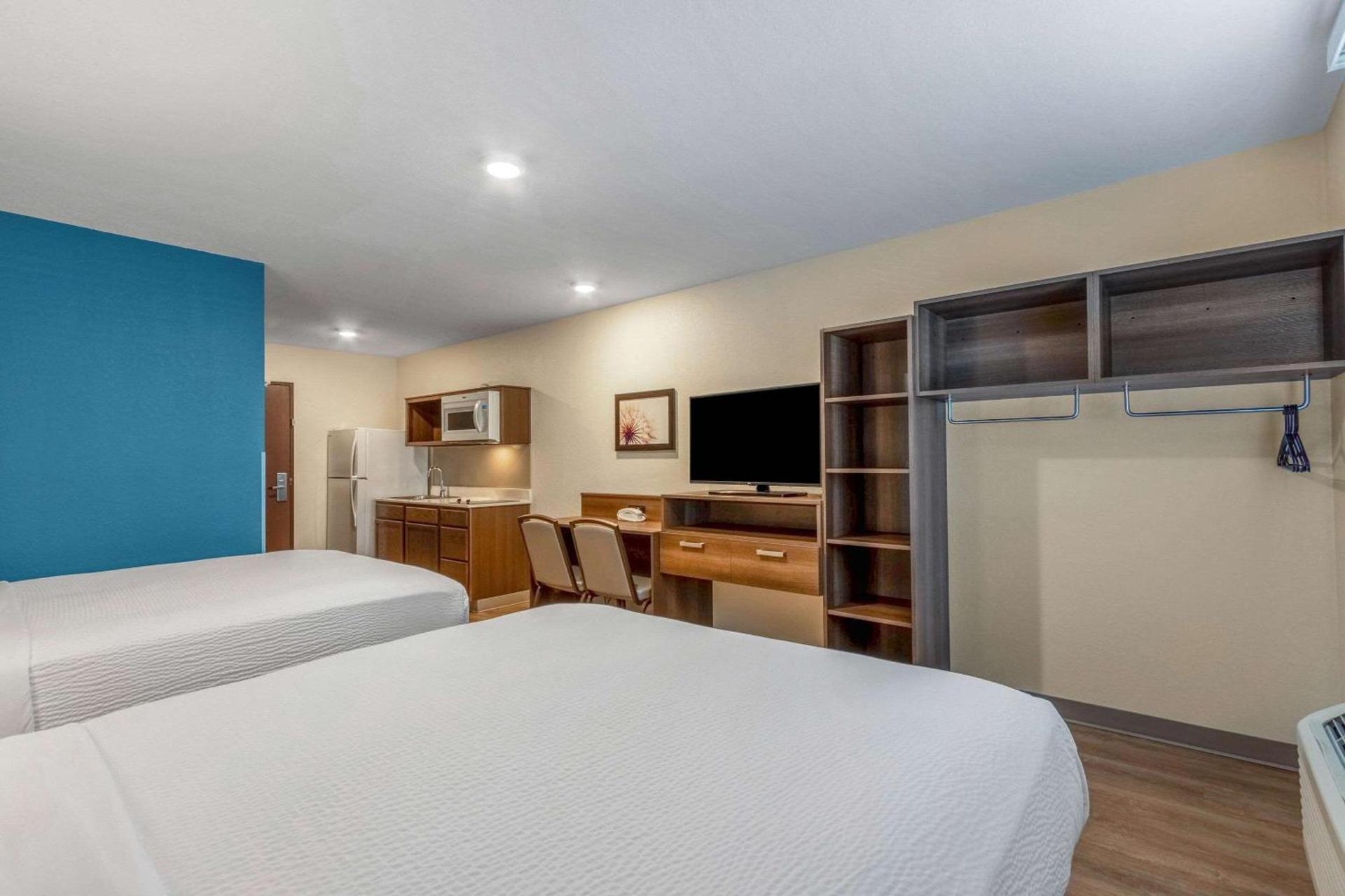 WoodSpring Suites Miramar photo 20