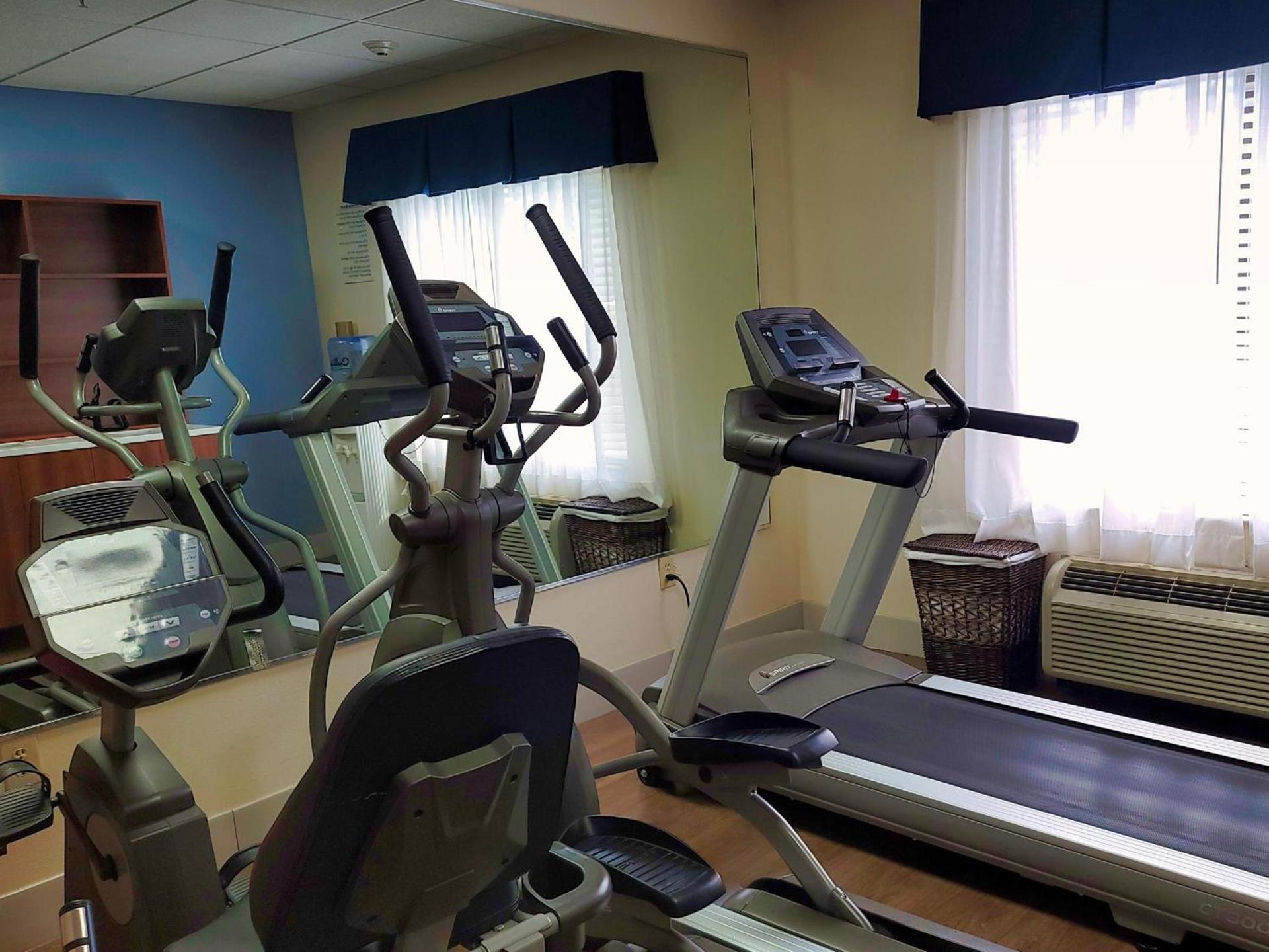 Holiday Inn Express & Suites Wilson-Downtown by IHG photo 2