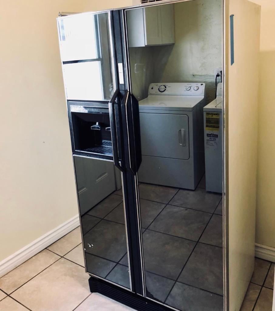 LAX guest house photo 16