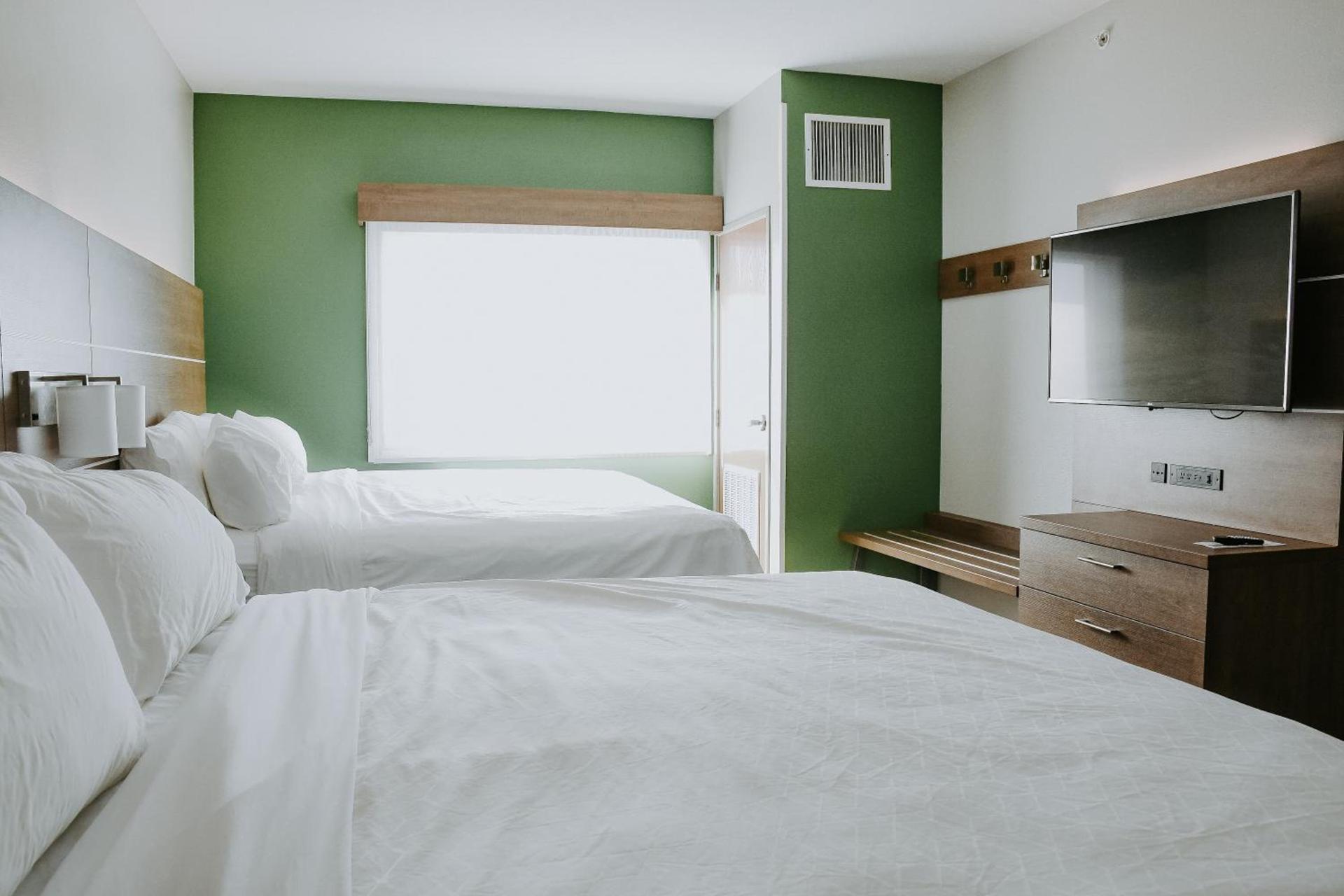 Holiday Inn Express Hotel & Suites Lincoln South by IHG photo 94