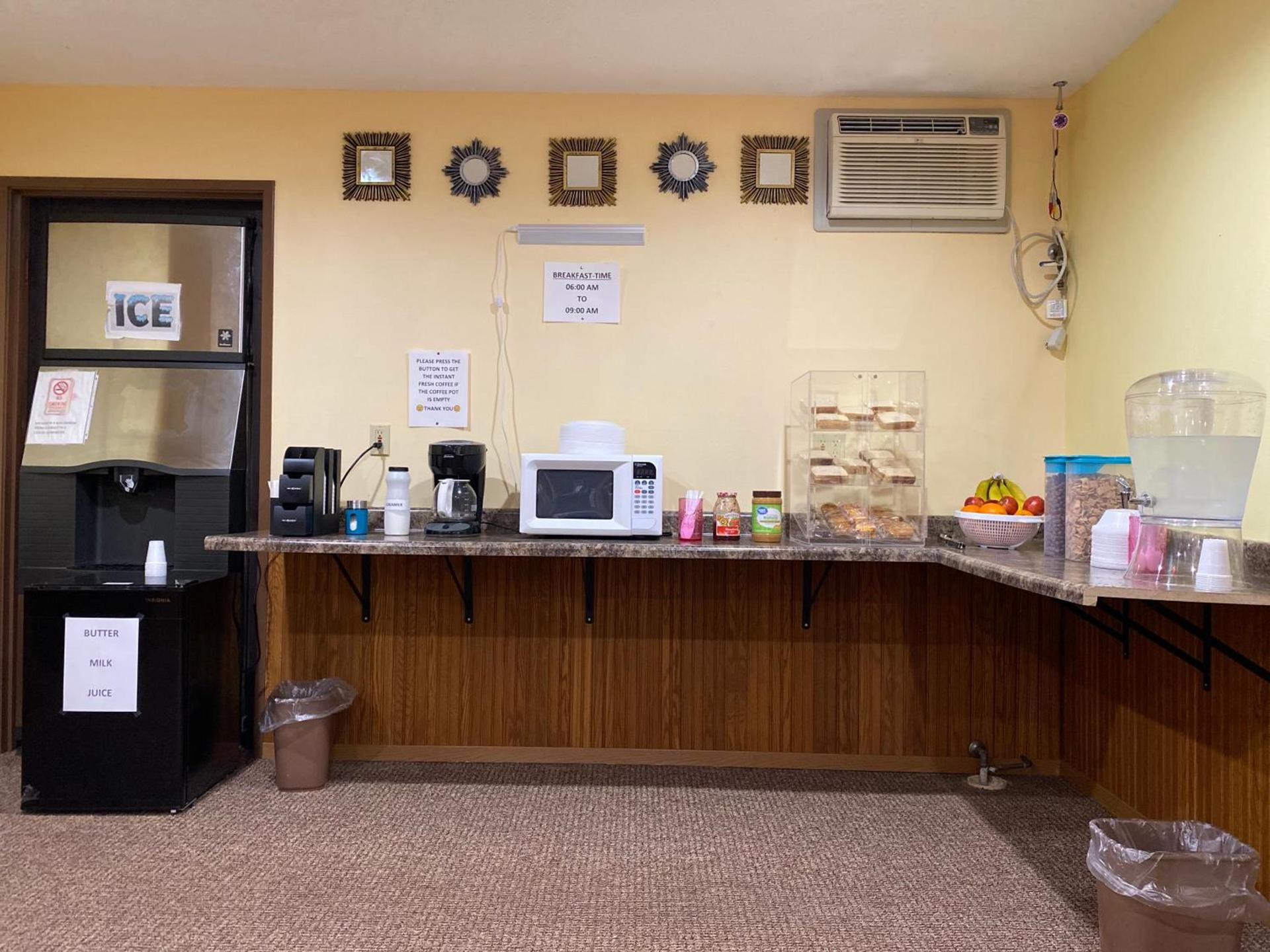 AmeriVu Inn photo 17