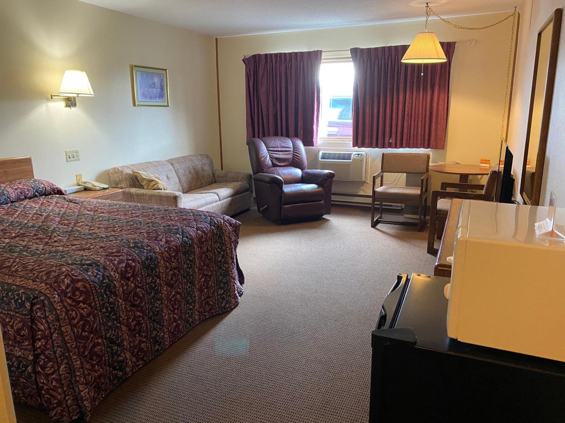 AmeriVu Inn photo 11