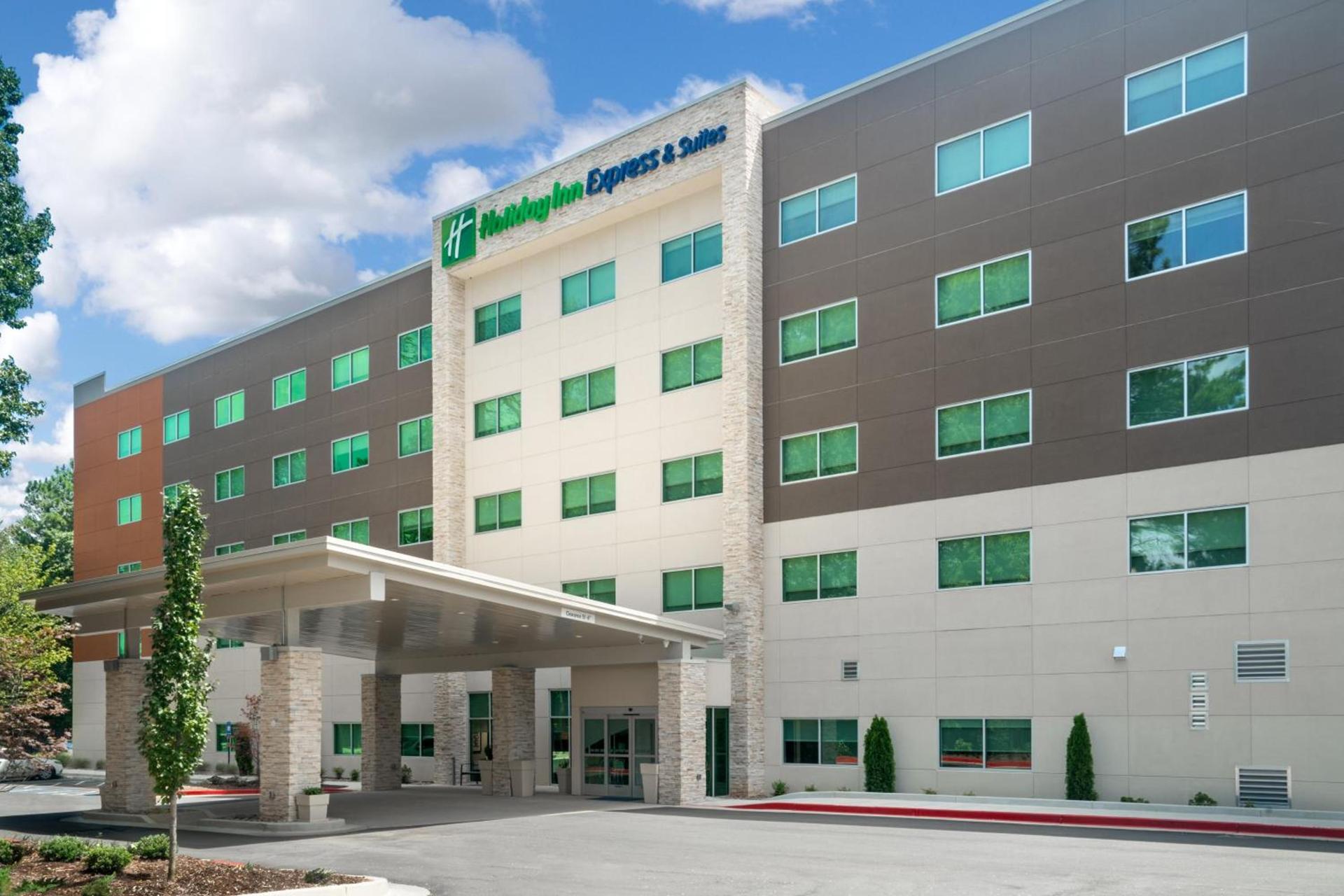Holiday Inn Express & Suites Atlanta Airport NE - Hapeville by IHG photo 1
