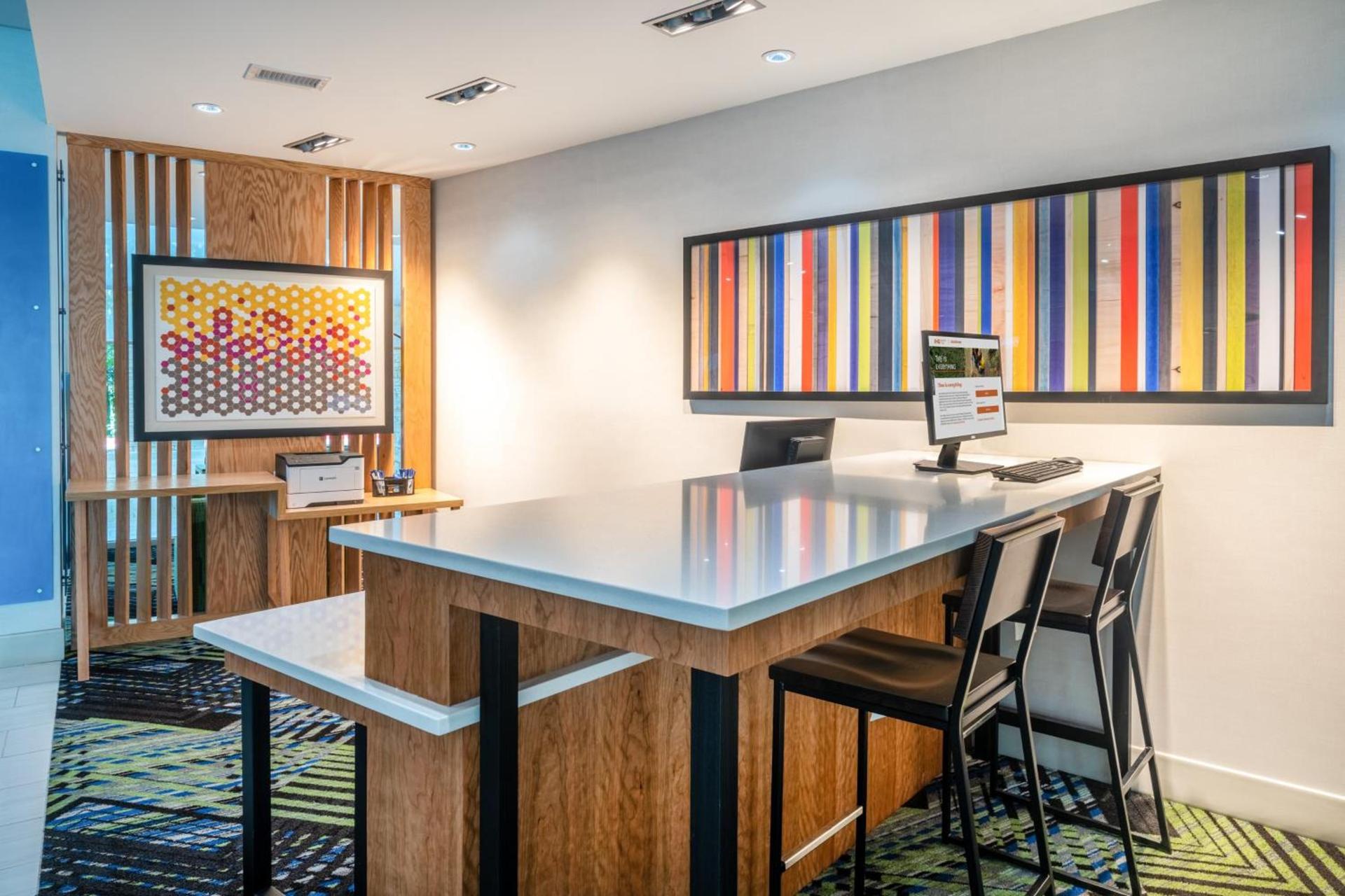 Holiday Inn Express & Suites Atlanta Airport NE - Hapeville by IHG photo 17