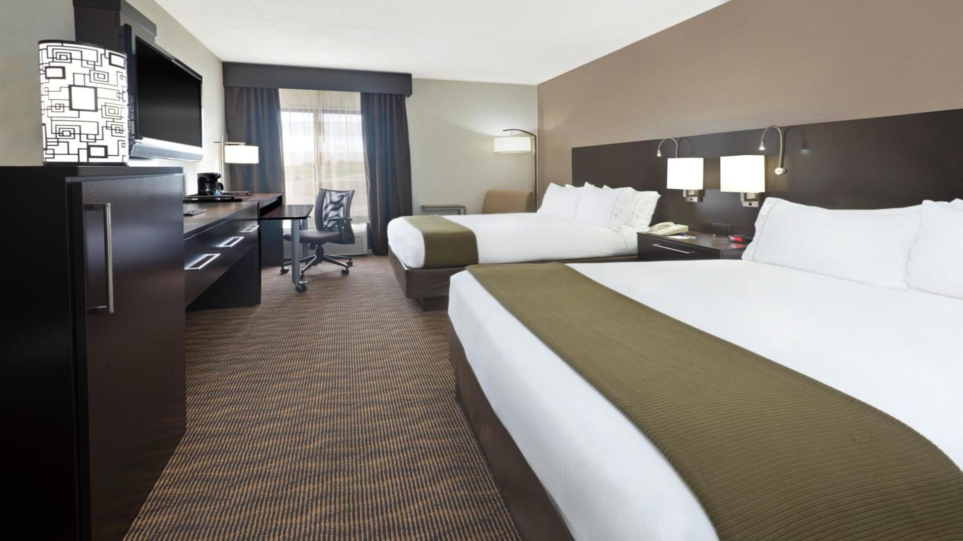 Holiday Inn Express Hotel & Suites Colby by IHG photo 17