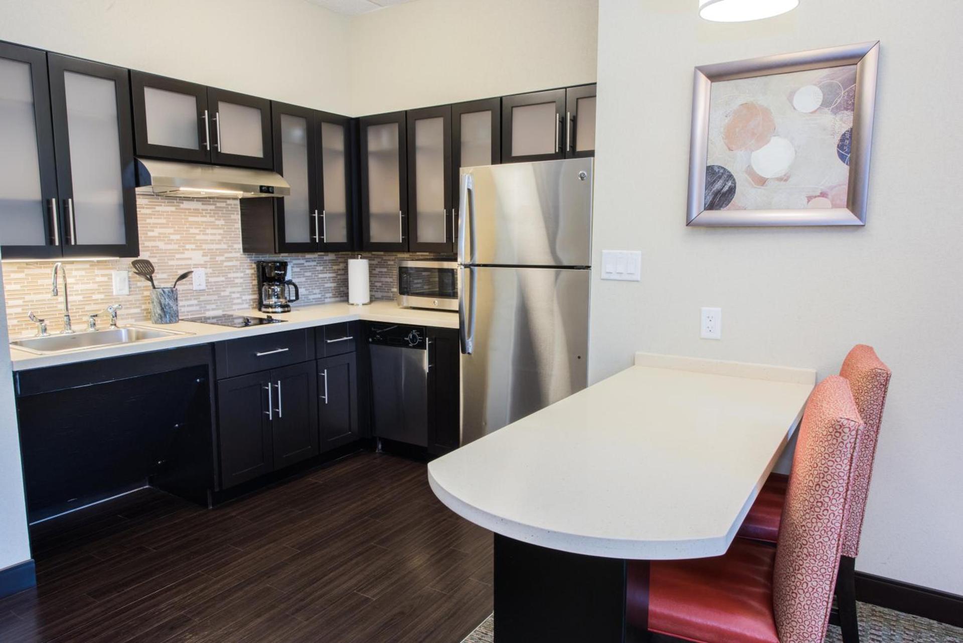 Staybridge Suites Albany Wolf Rd-Colonie Center by IHG photo 5