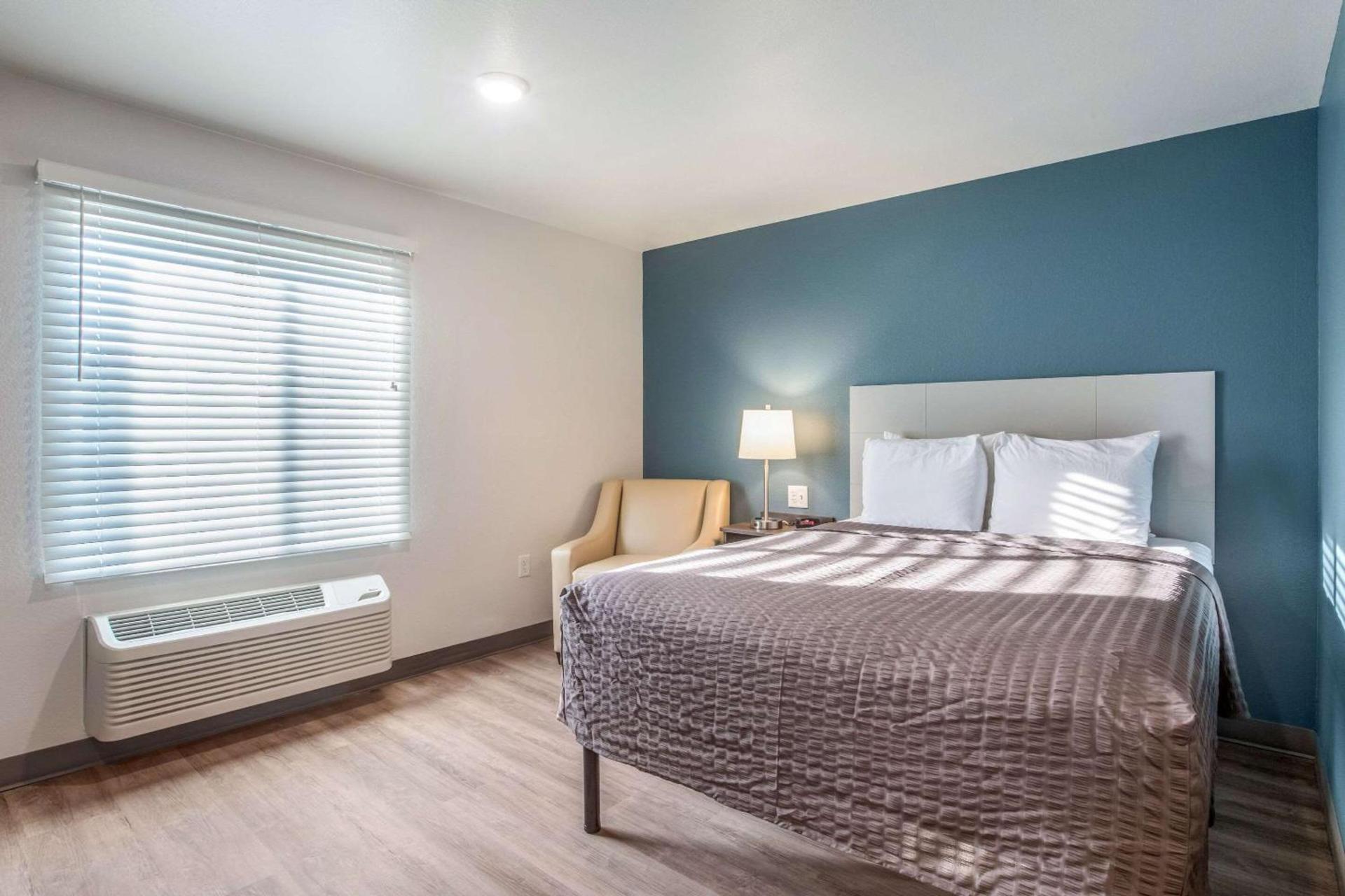 WoodSpring Suites Atlanta McDonough photo 9