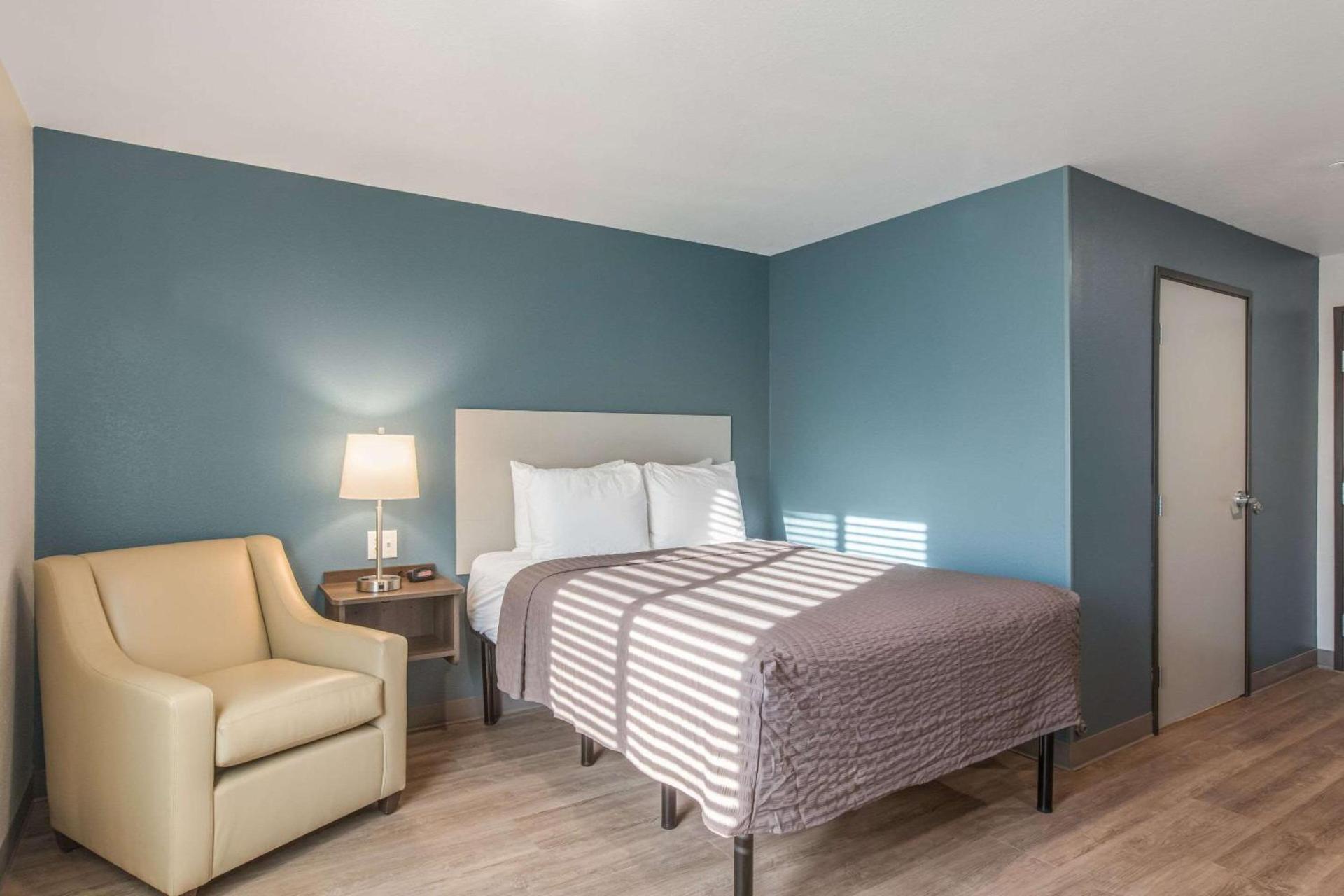 WoodSpring Suites Atlanta McDonough photo 10