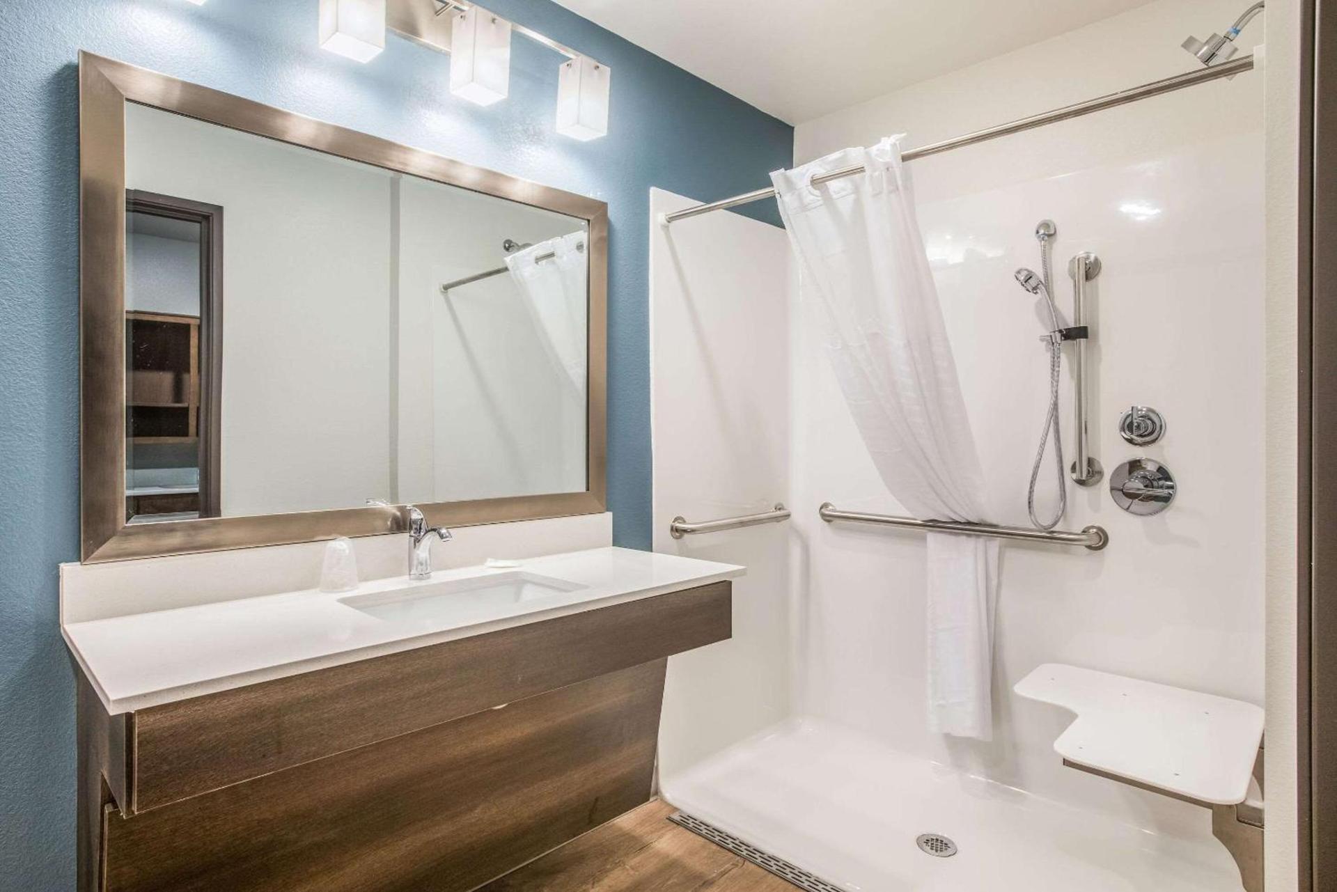 WoodSpring Suites Atlanta McDonough photo 18