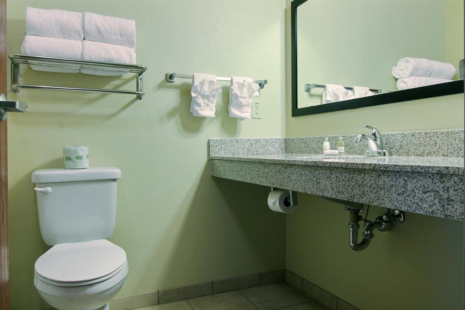 Cobblestone Inn & Suites - Linton photo 46