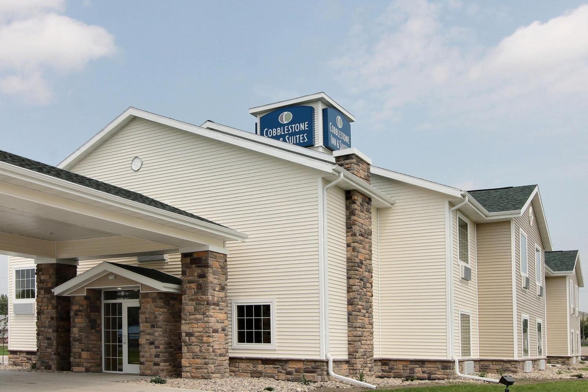 Cobblestone Inn & Suites - Linton photo 49