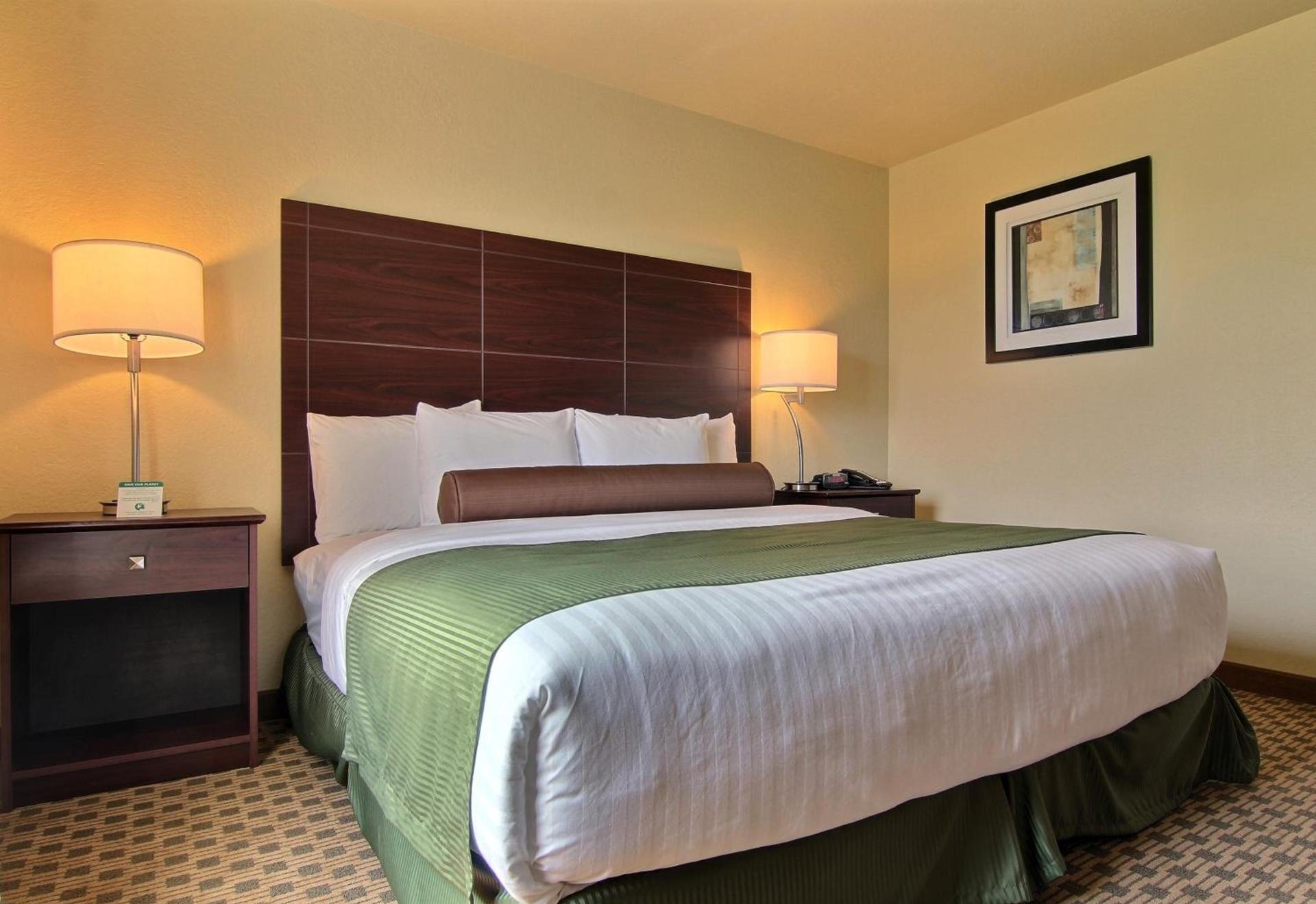 Cobblestone Inn & Suites - Linton photo 50