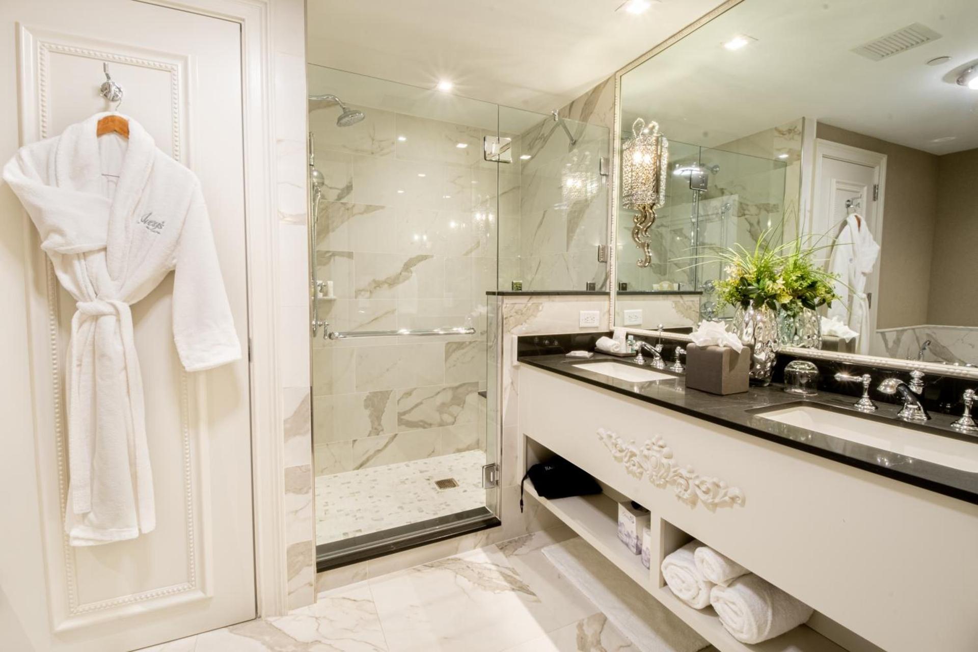 The Ivey's Hotel photo 11