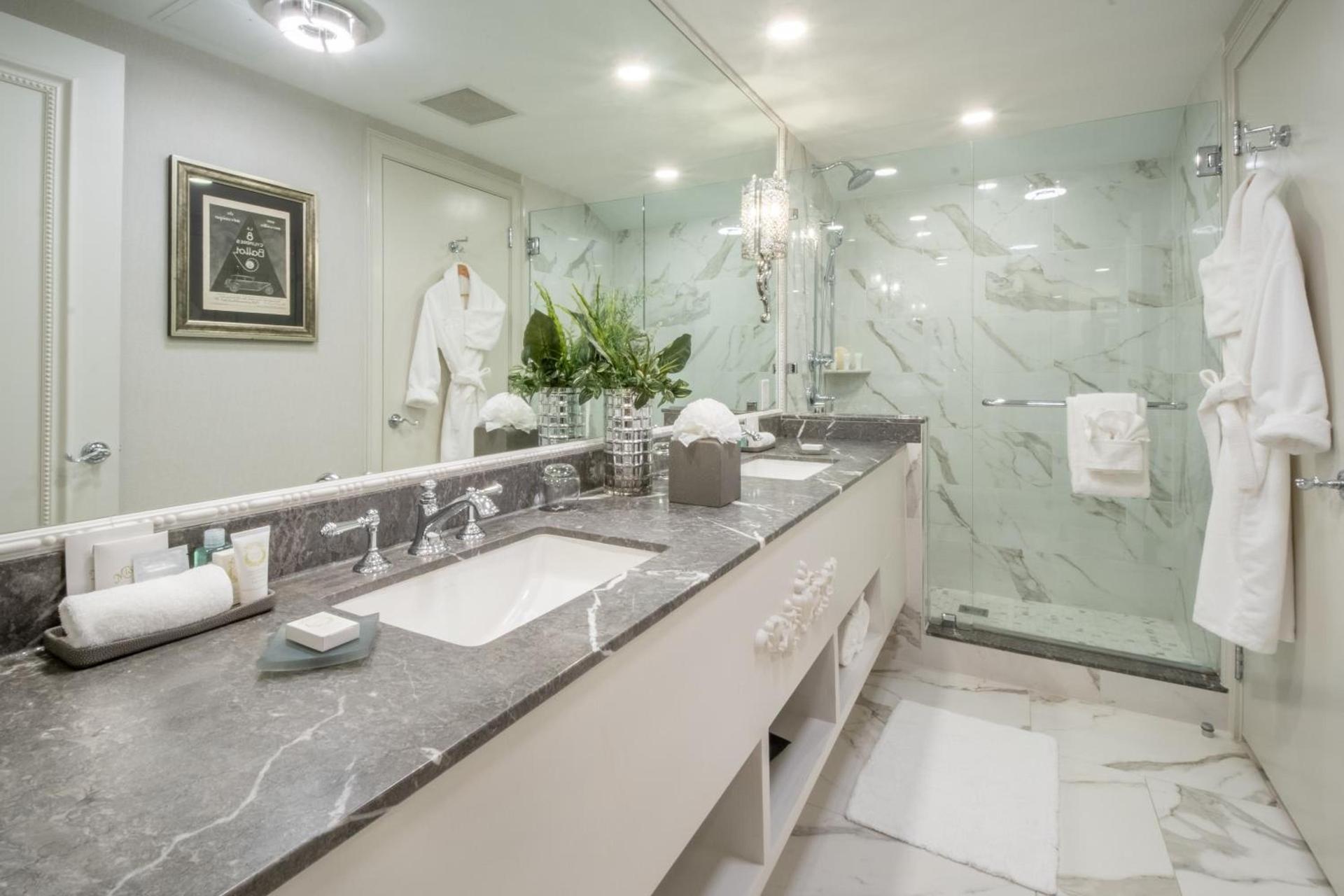 The Ivey's Hotel photo 6