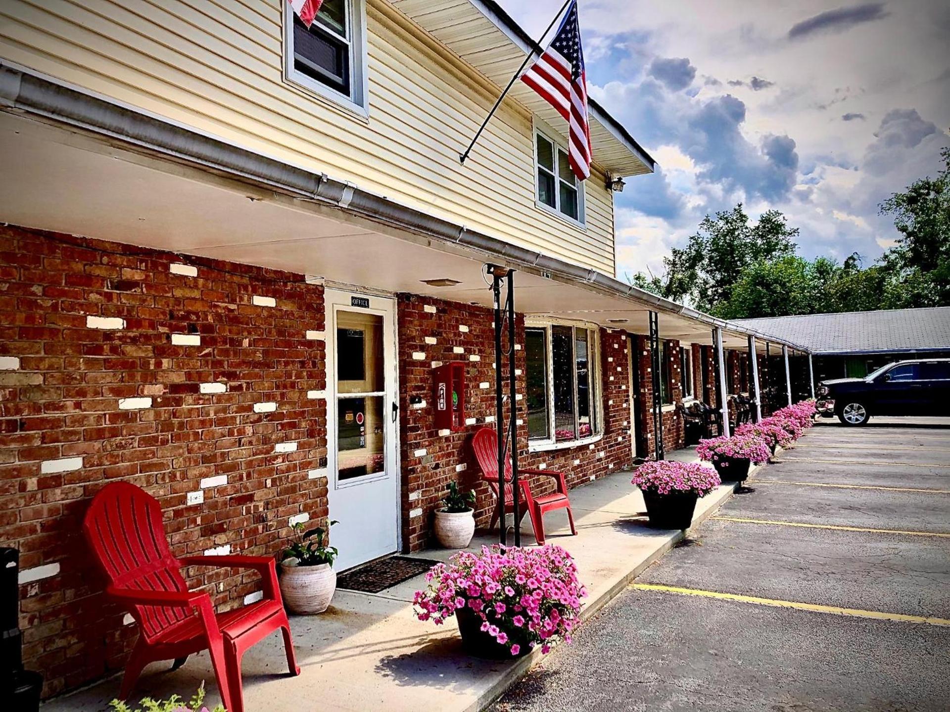 Rolling Hills Motel photo 1