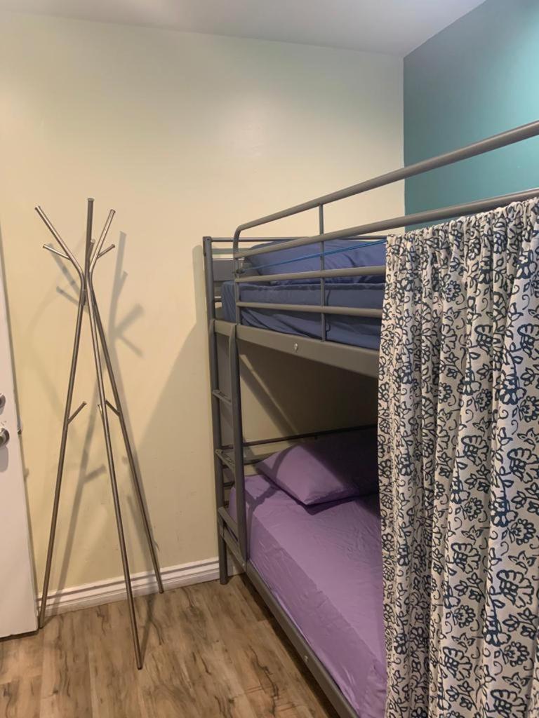 LAX guest house photo 11
