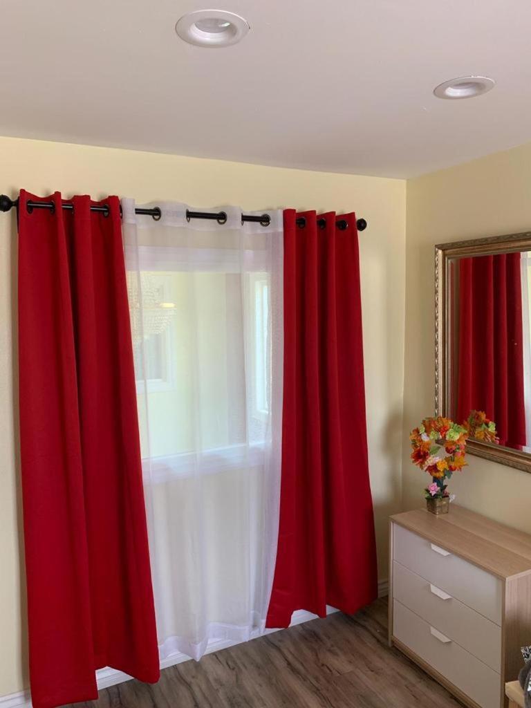LAX guest house photo 19