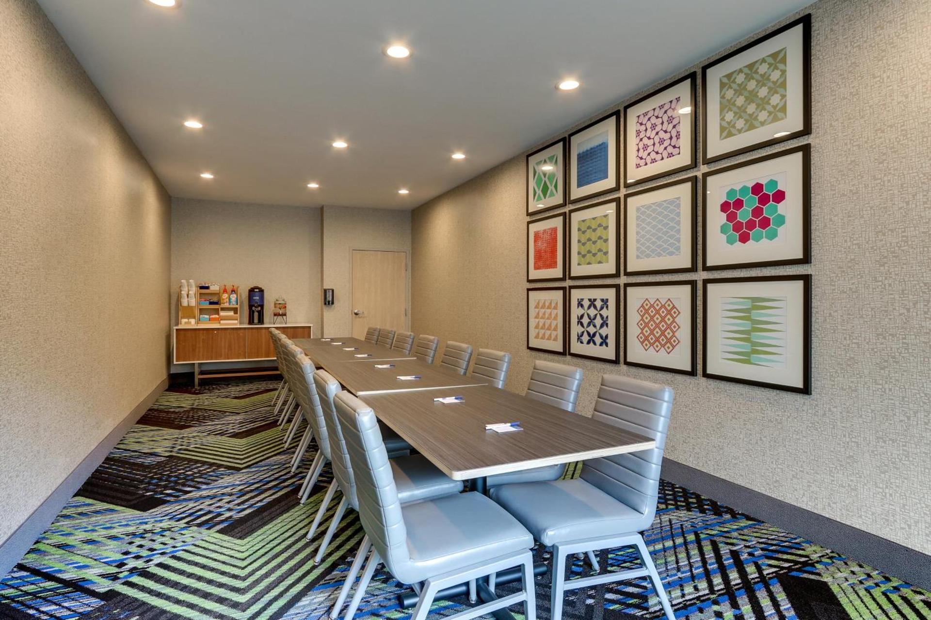 Holiday Inn Express Hotel & Suites Corbin by IHG photo 35