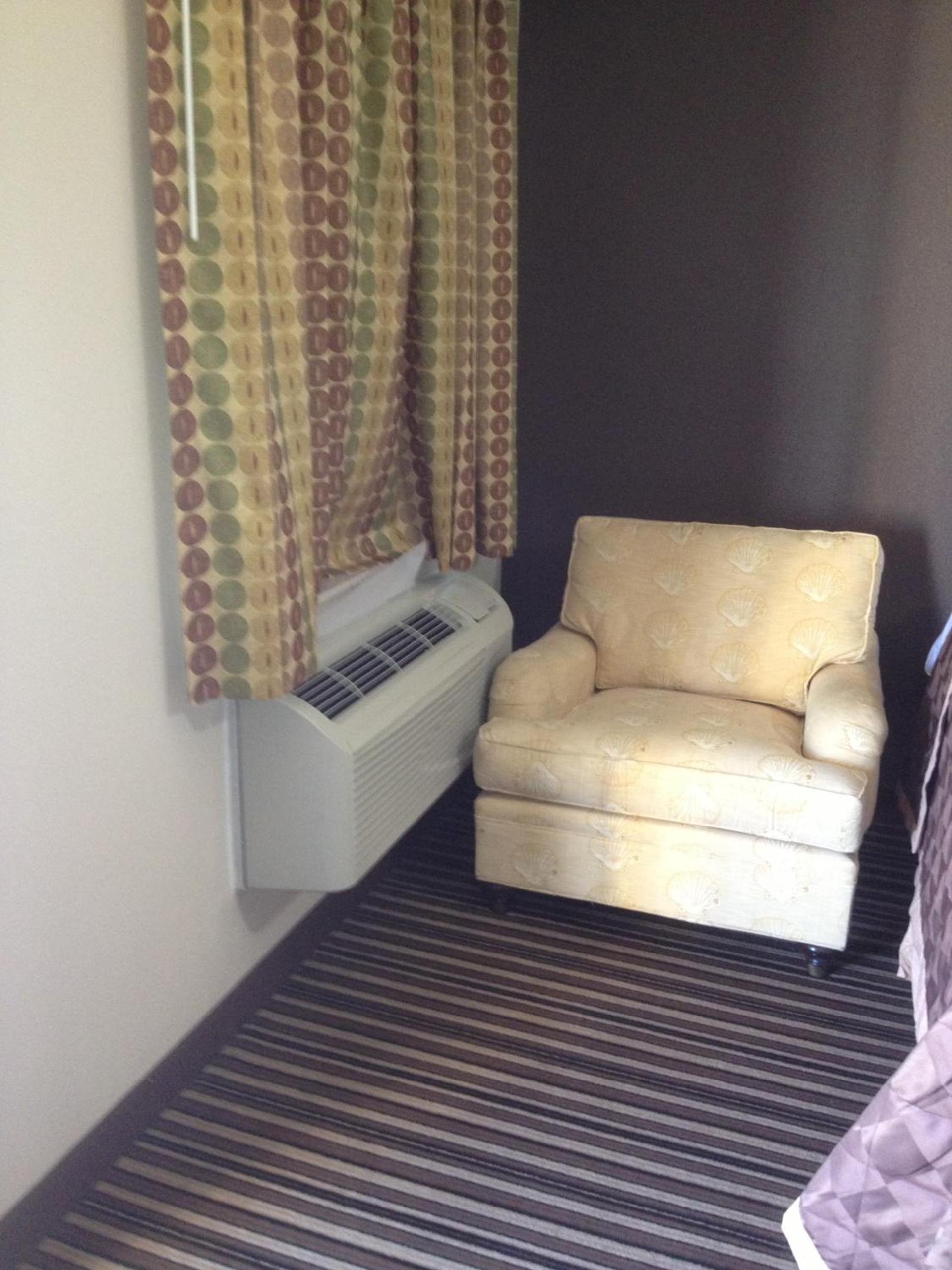 Executive Inn Snyder photo 38