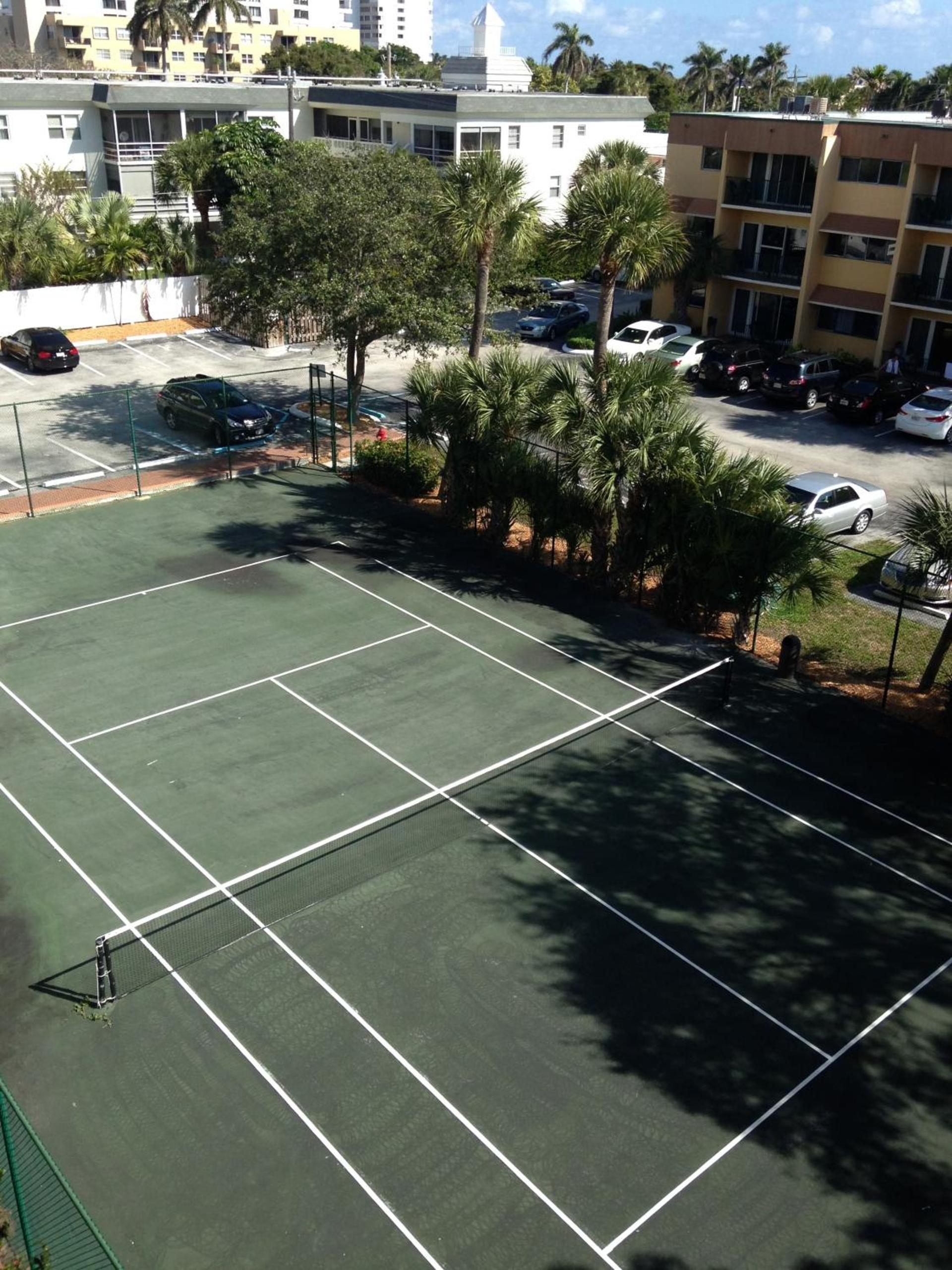 Surfsider Resort - A Timeshare Resort photo 10