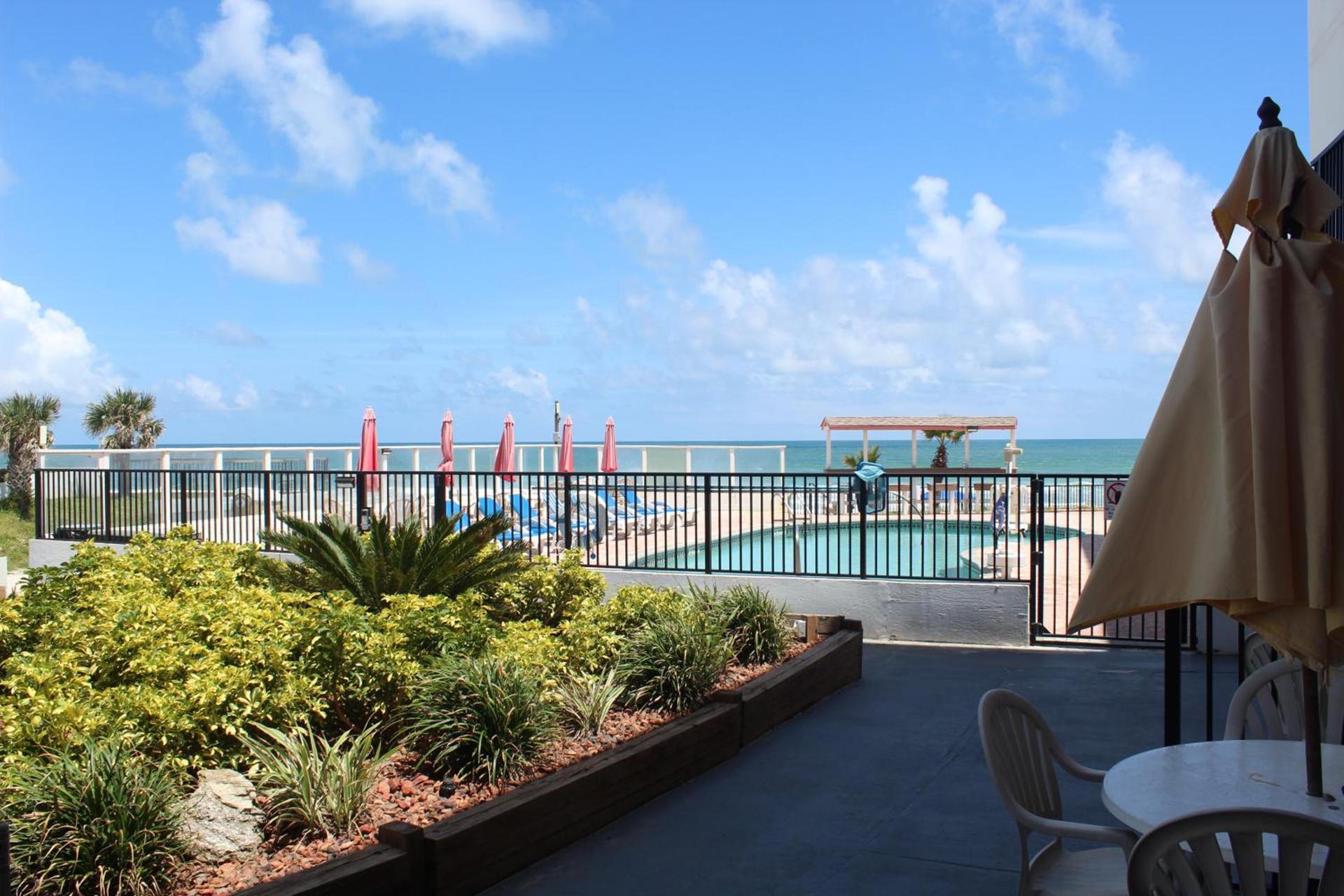 Cove Motel Oceanfront photo 25