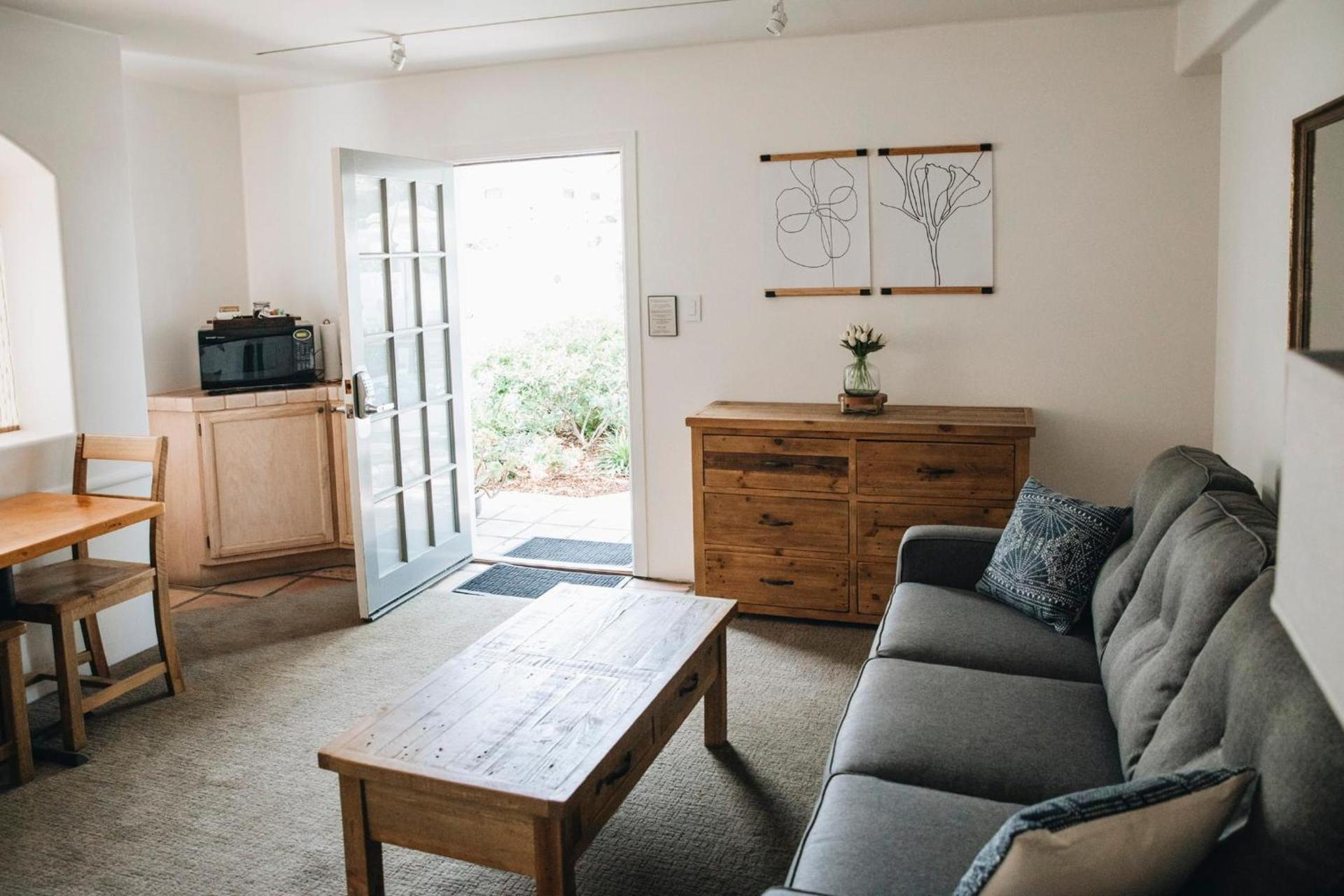 Cottage Inn & Spa photo 53