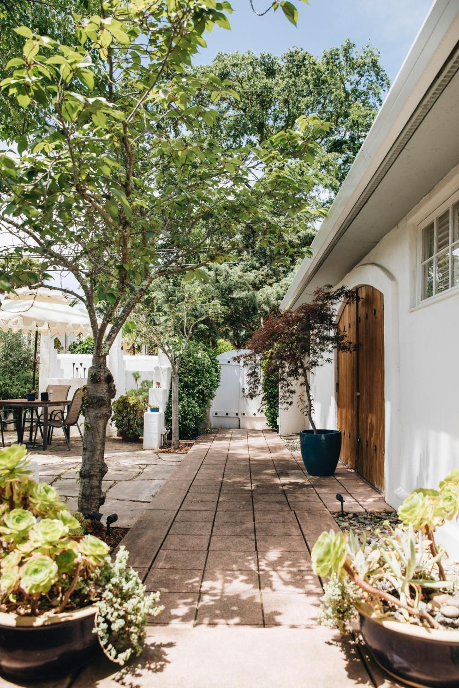 Cottage Inn & Spa photo 8