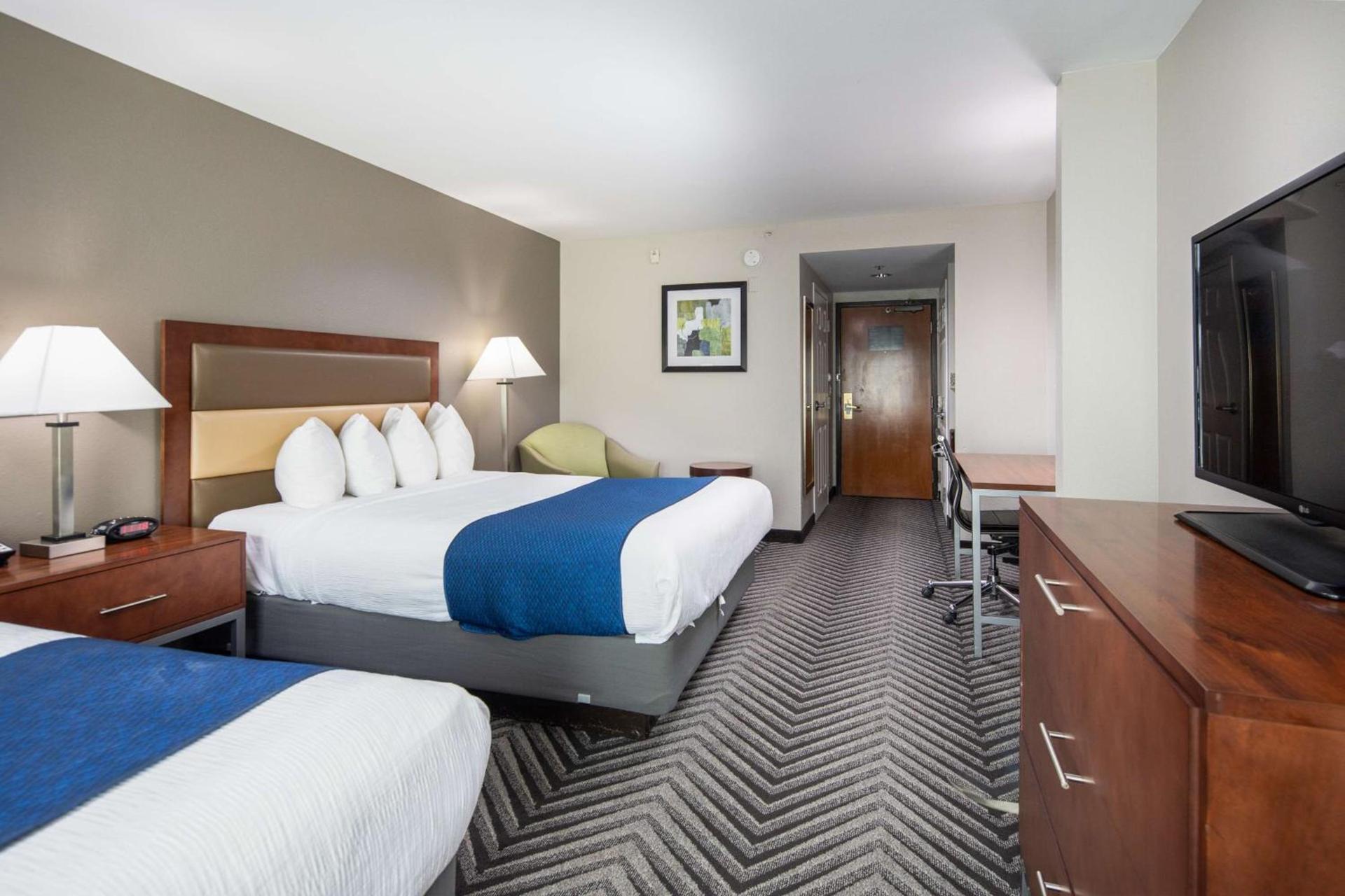 Best Western Inn & Suites San Mateo - San Francisco Airport photo 11