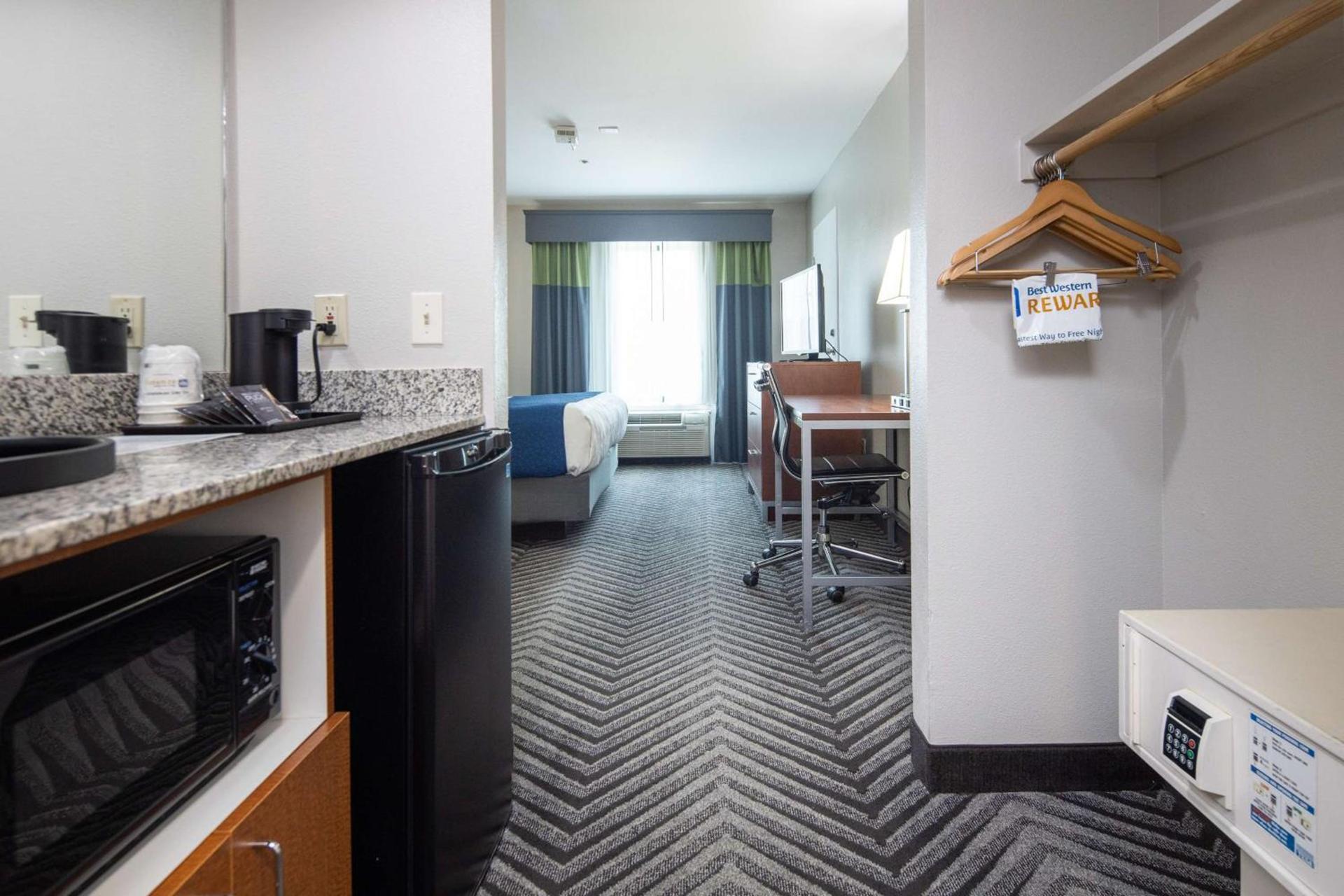 Best Western Inn & Suites San Mateo - San Francisco Airport photo 18