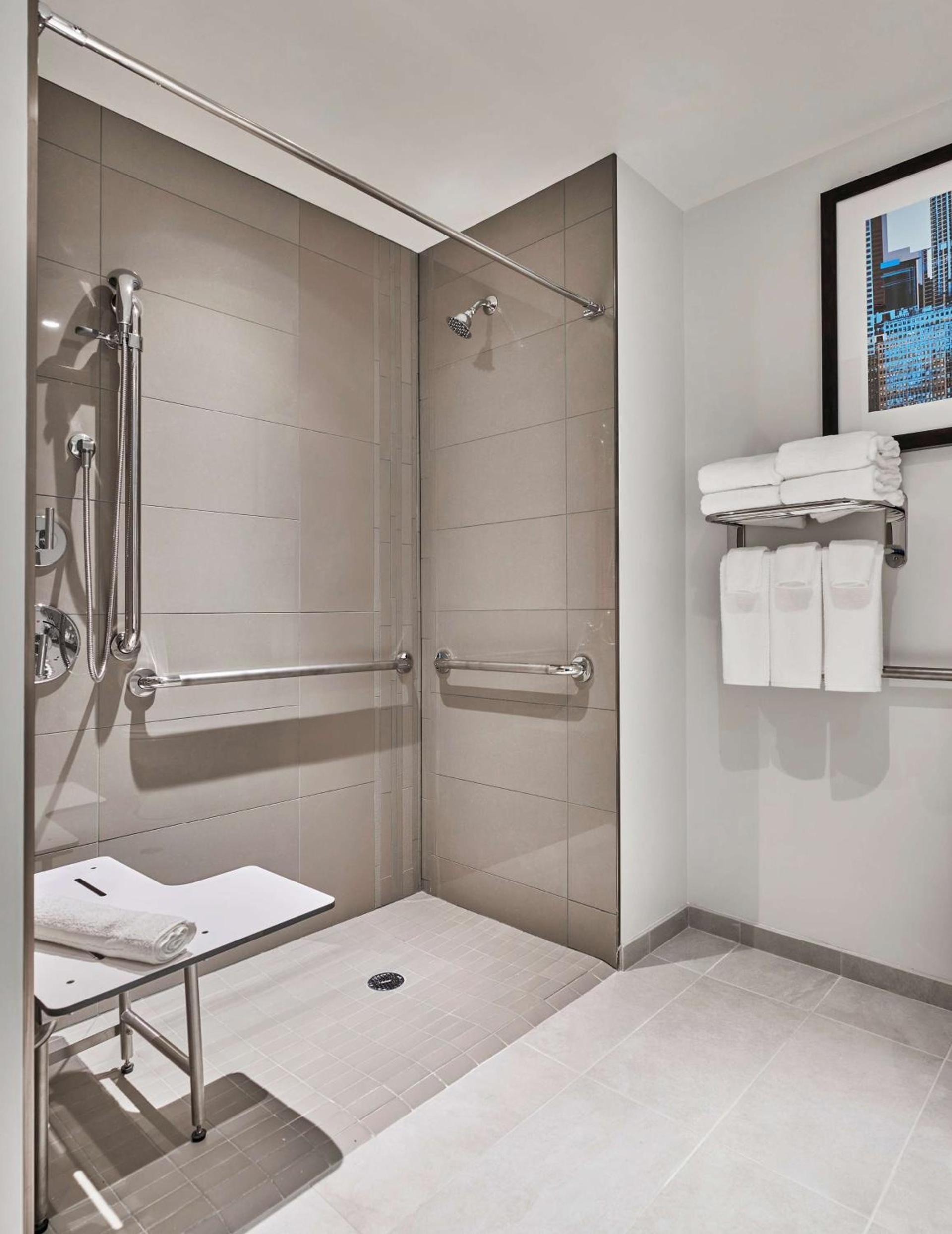 Hyatt Place Chicago Medical/University District photo 19