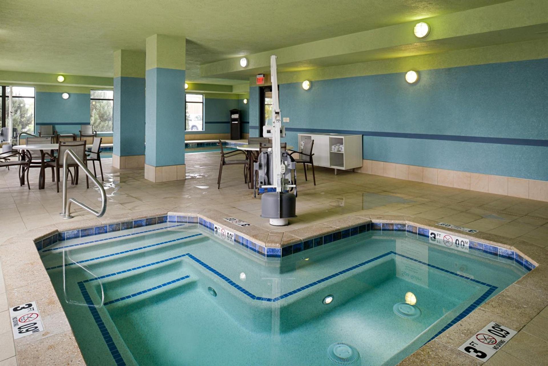 Holiday Inn Express & Suites Pueblo by IHG photo 16
