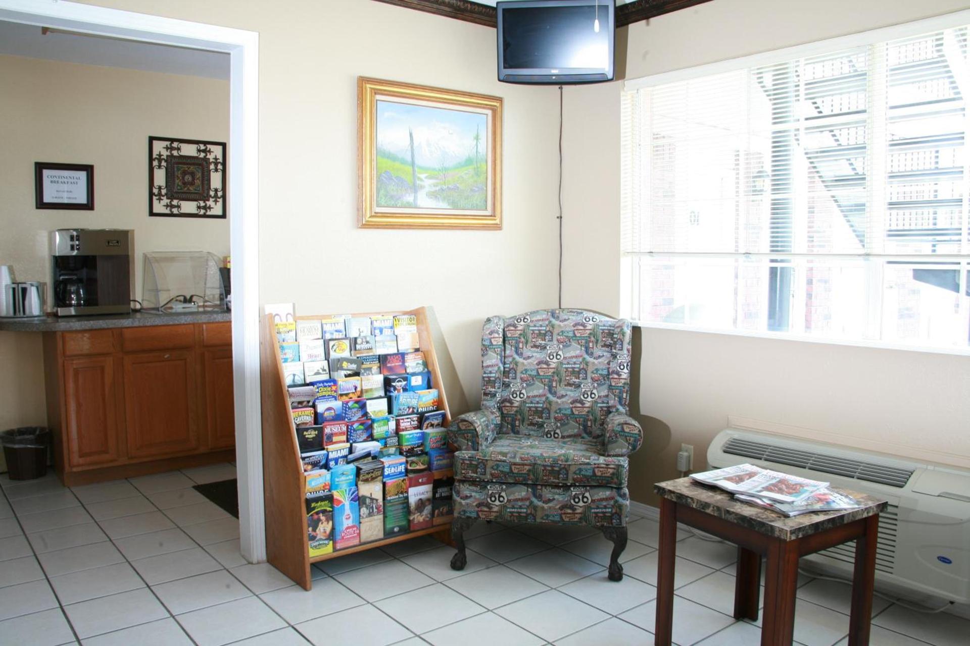Claremore Motor Inn photo 5