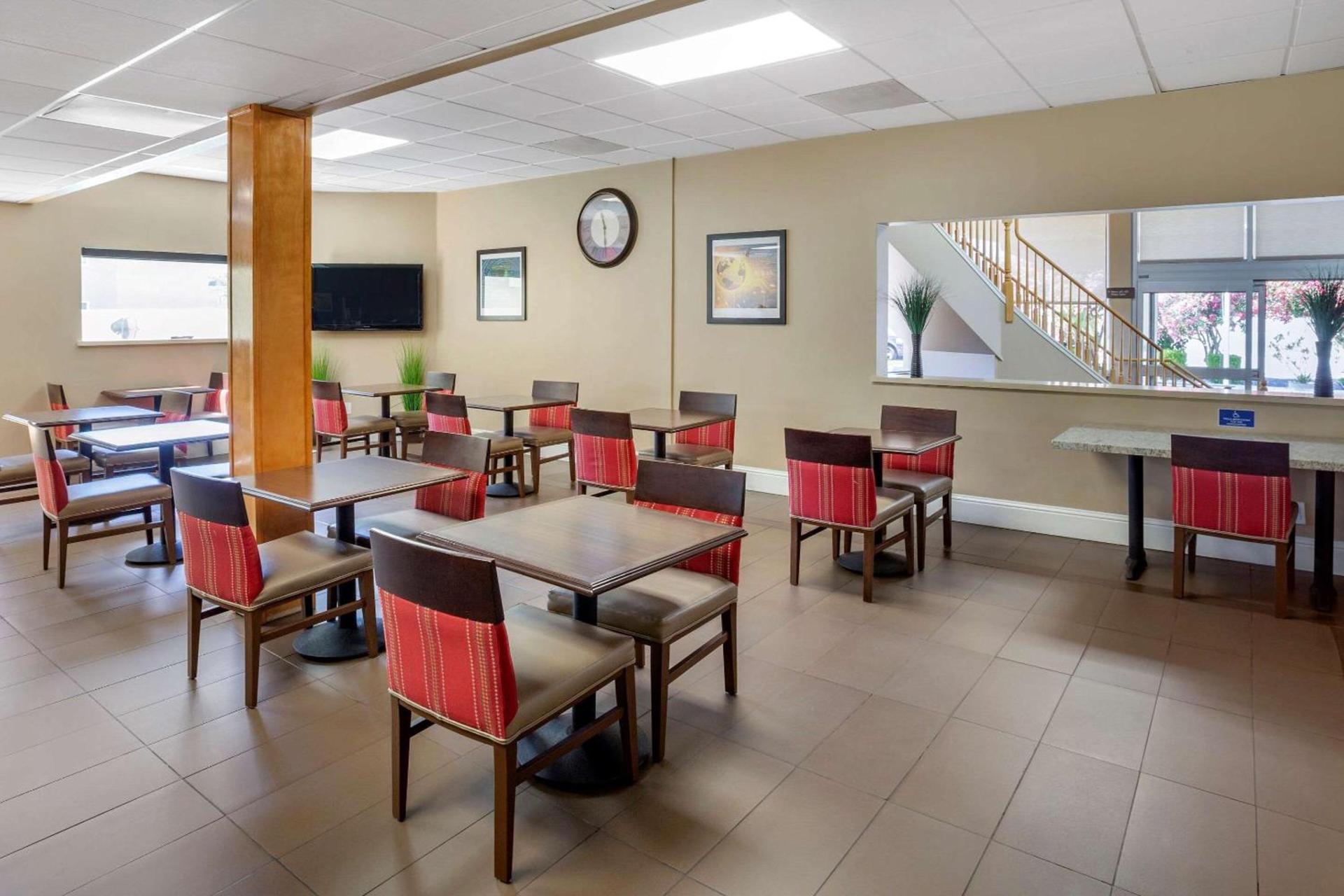 Comfort Inn Sunnyvale - Silicon Valley photo 12