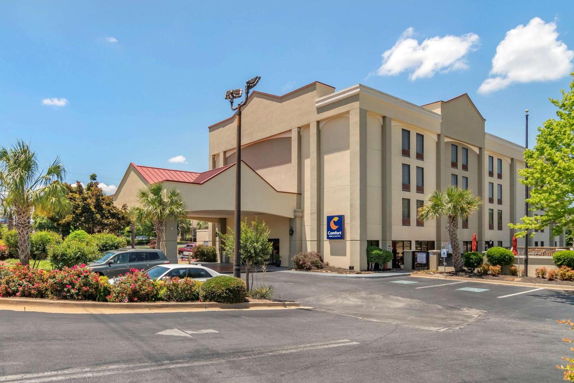 Comfort Inn & Suites Athens North photo 4
