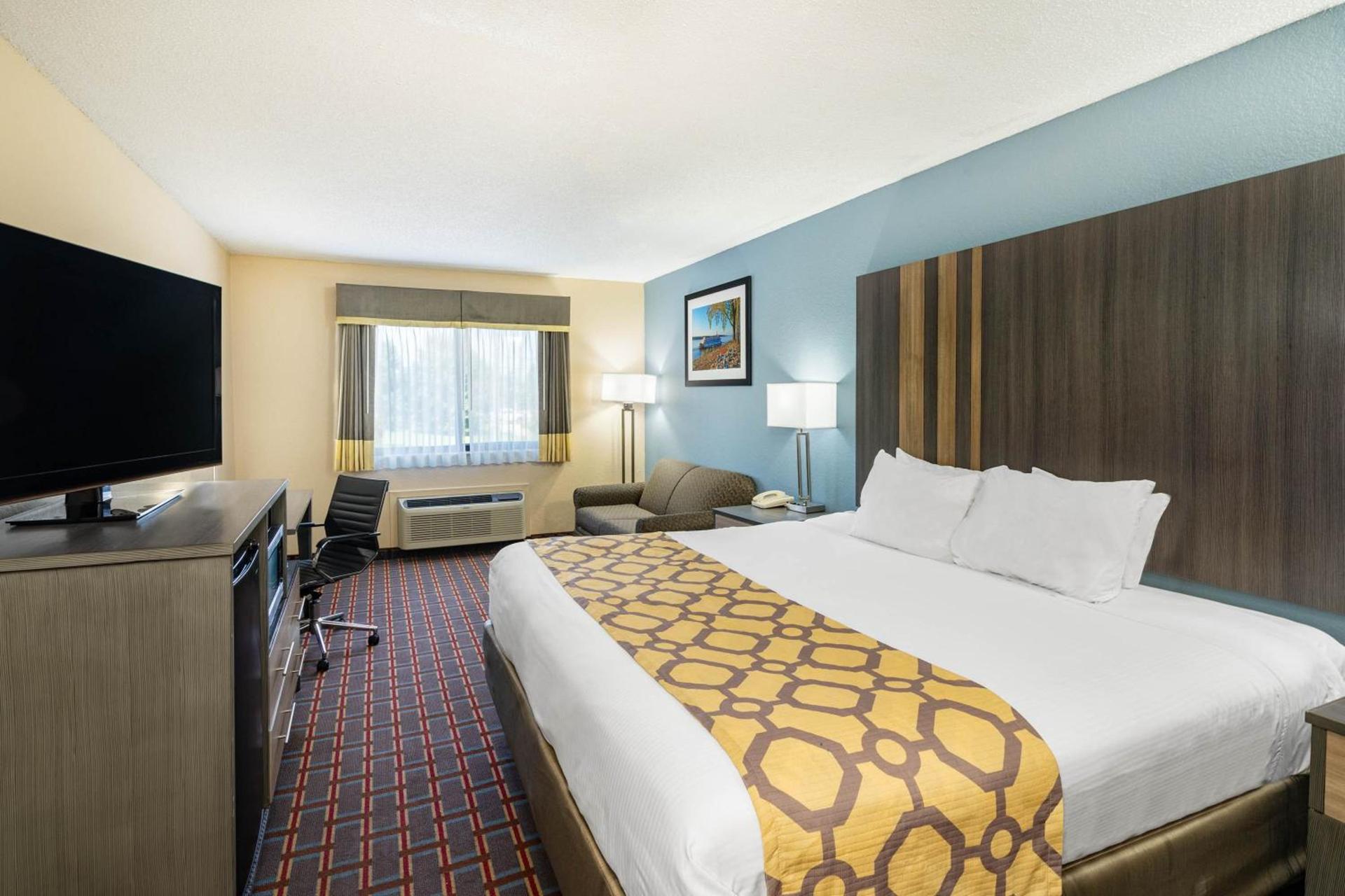 Baymont by Wyndham Tupelo photo 7