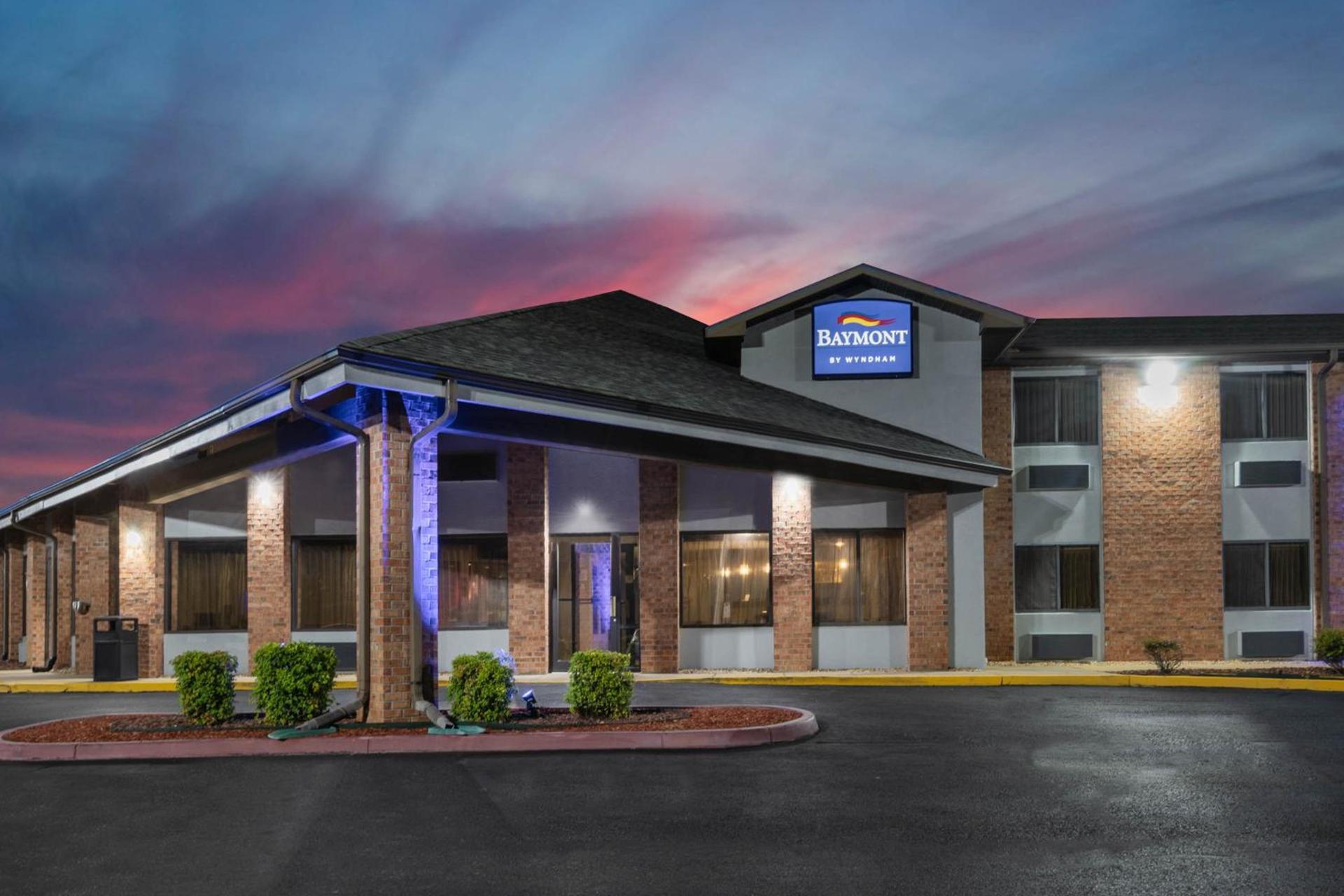 Baymont by Wyndham Tupelo photo 2