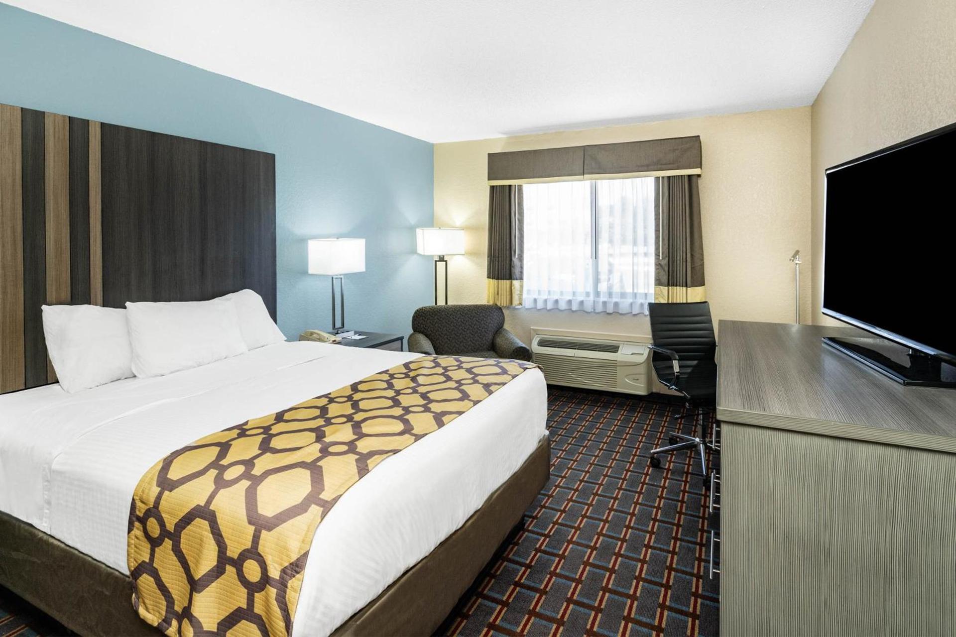 Baymont by Wyndham Tupelo photo 17