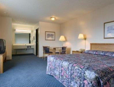 Super 8 by Wyndham Susanville photo 41